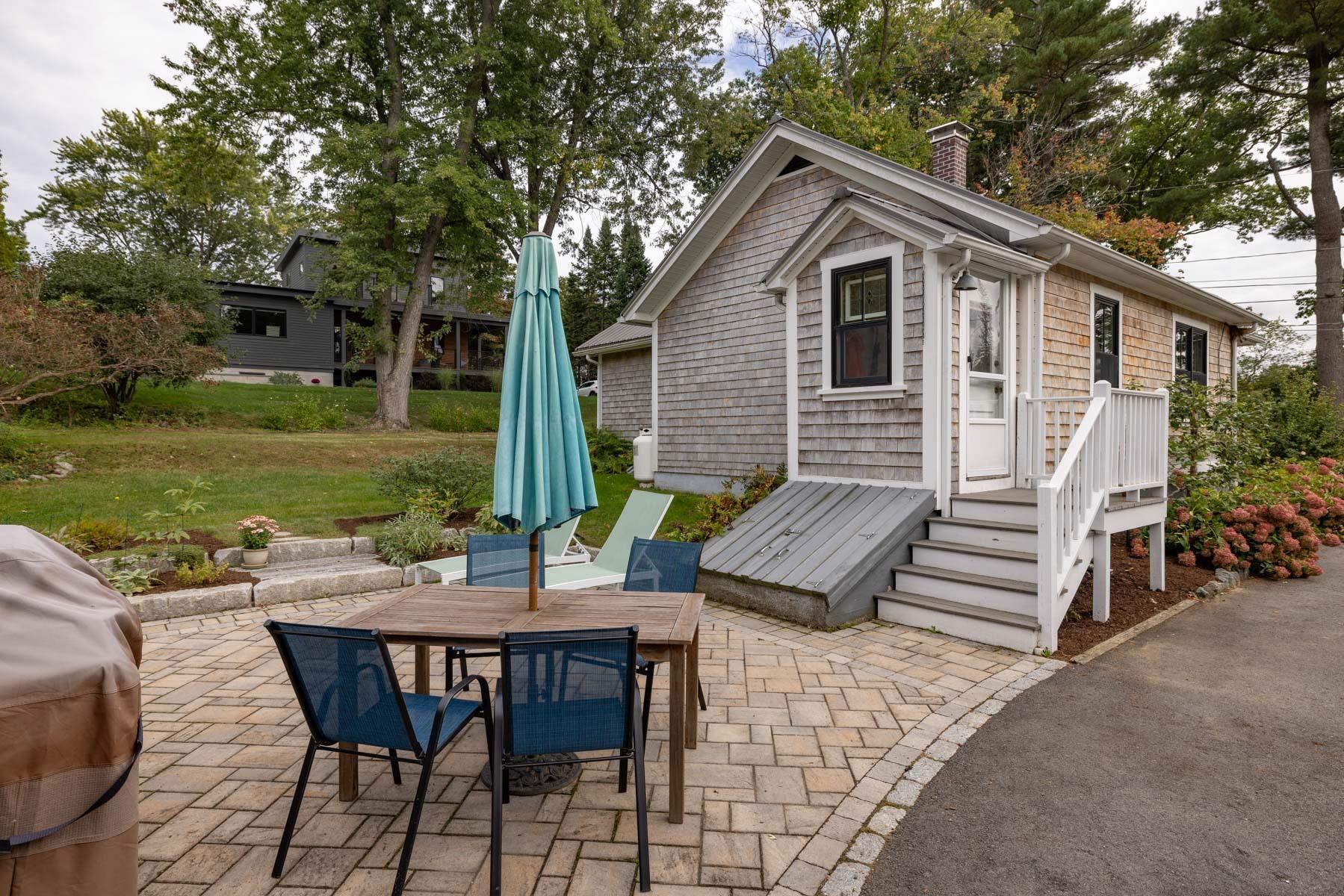 8 Elmwood Avenue