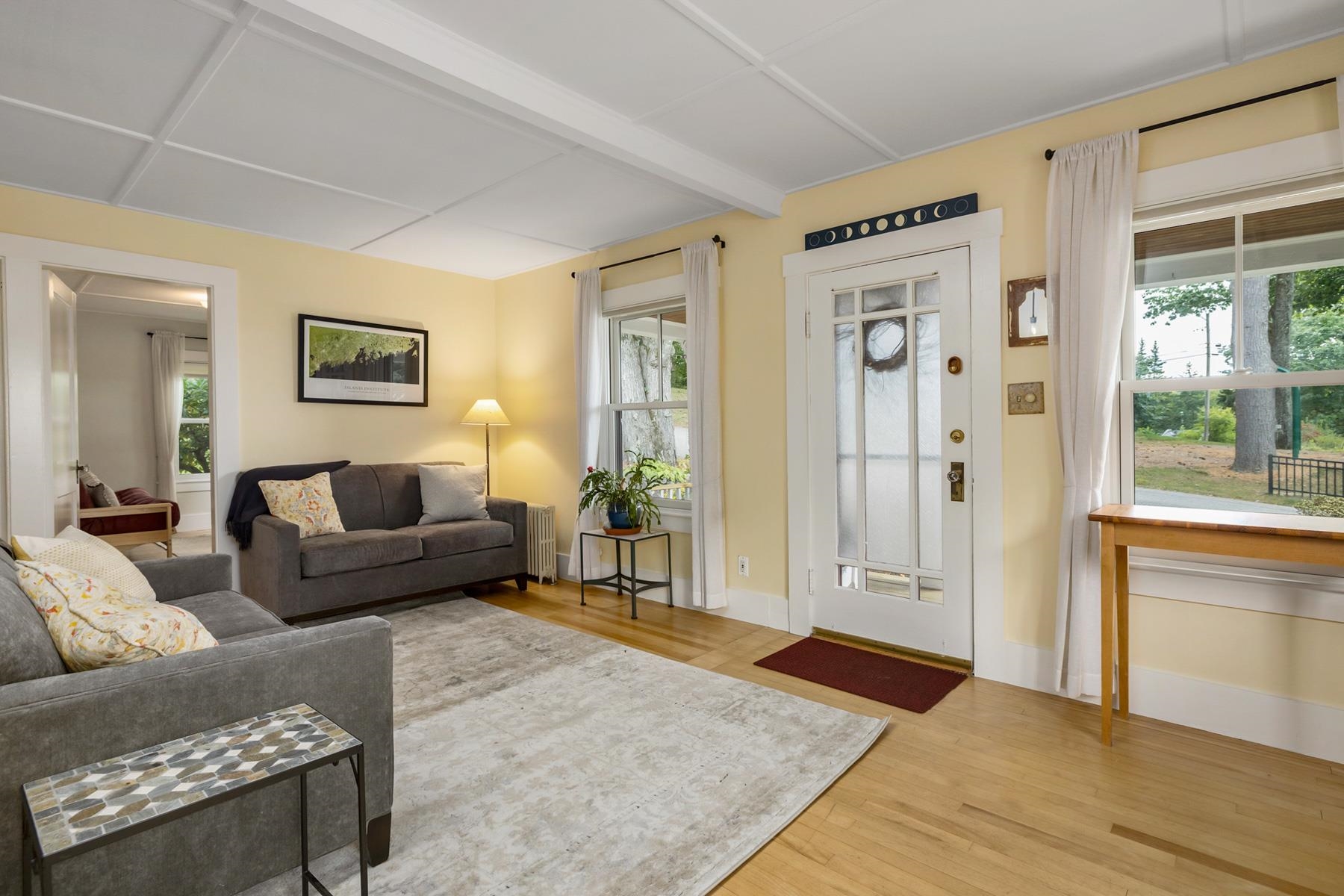 8 Elmwood Avenue