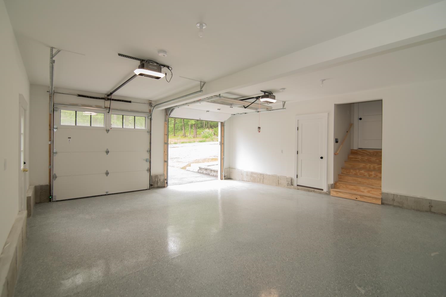 2 White Cedar Way