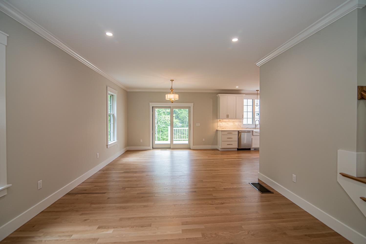 2 White Cedar Way