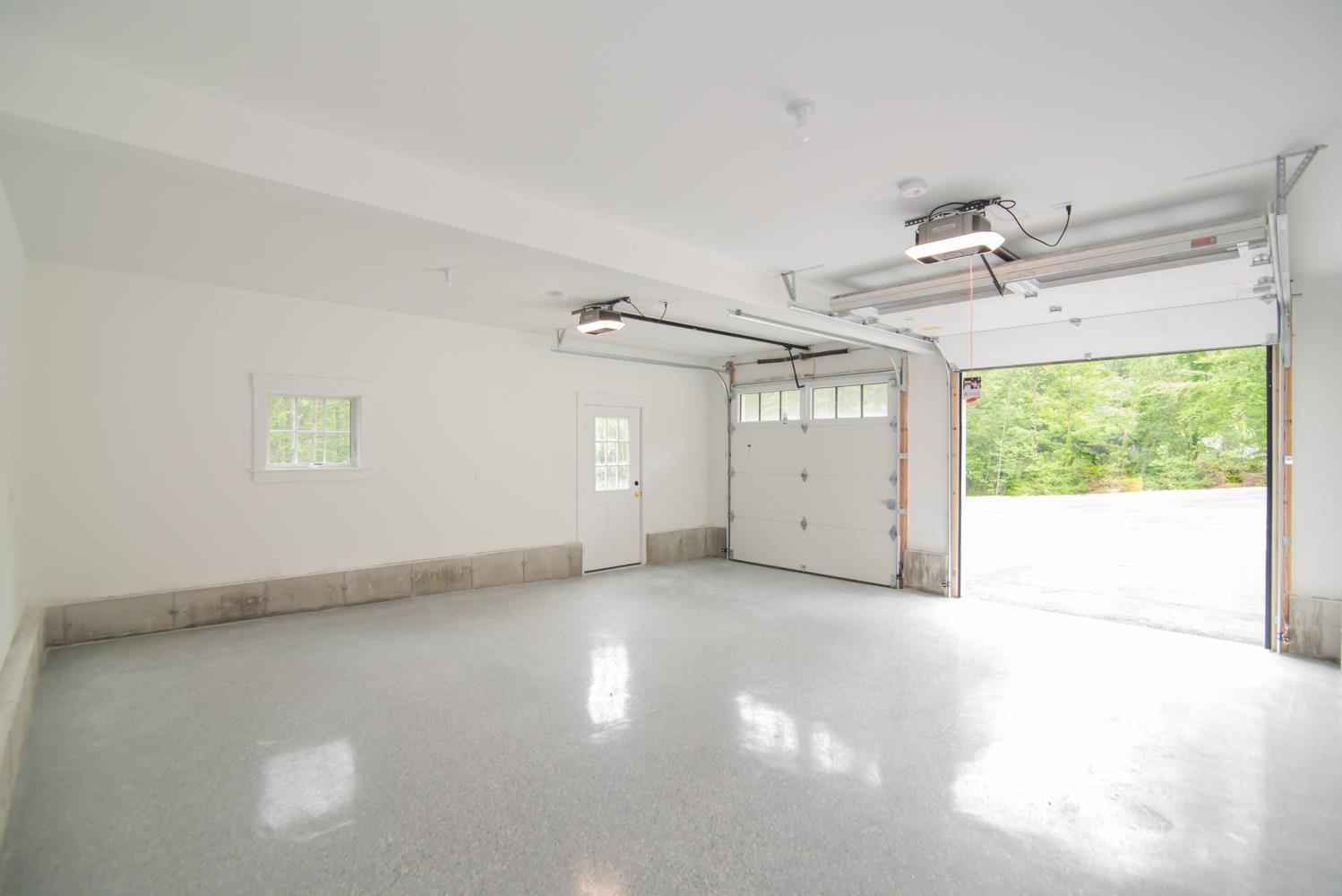 2 White Cedar Way