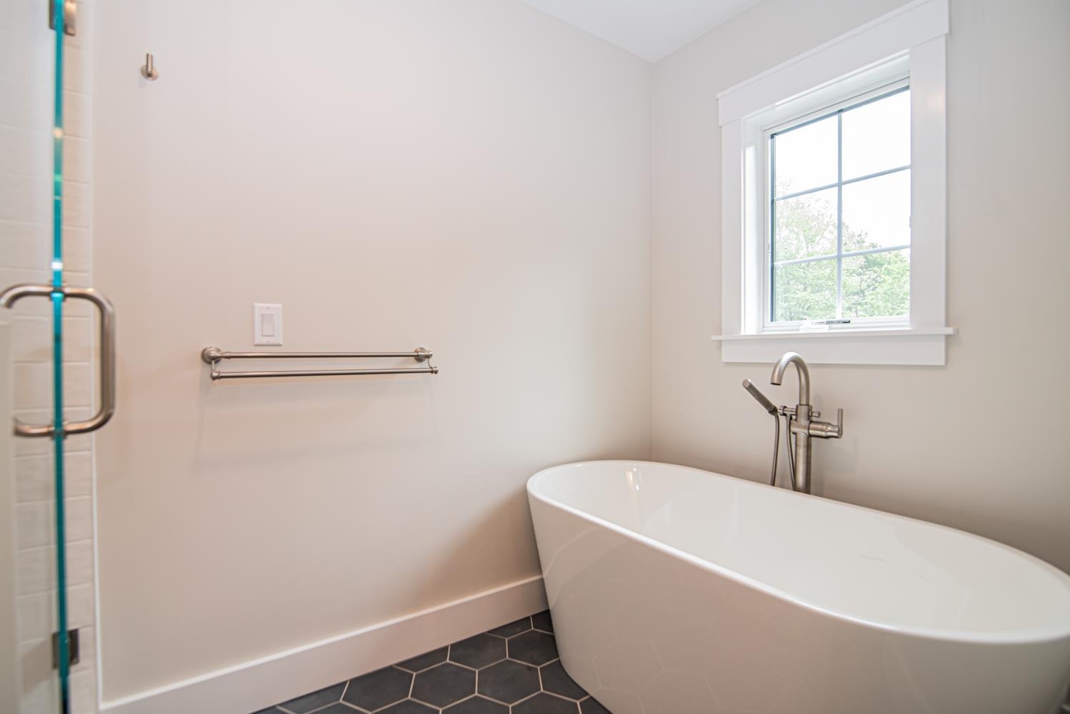 2 White Cedar Way