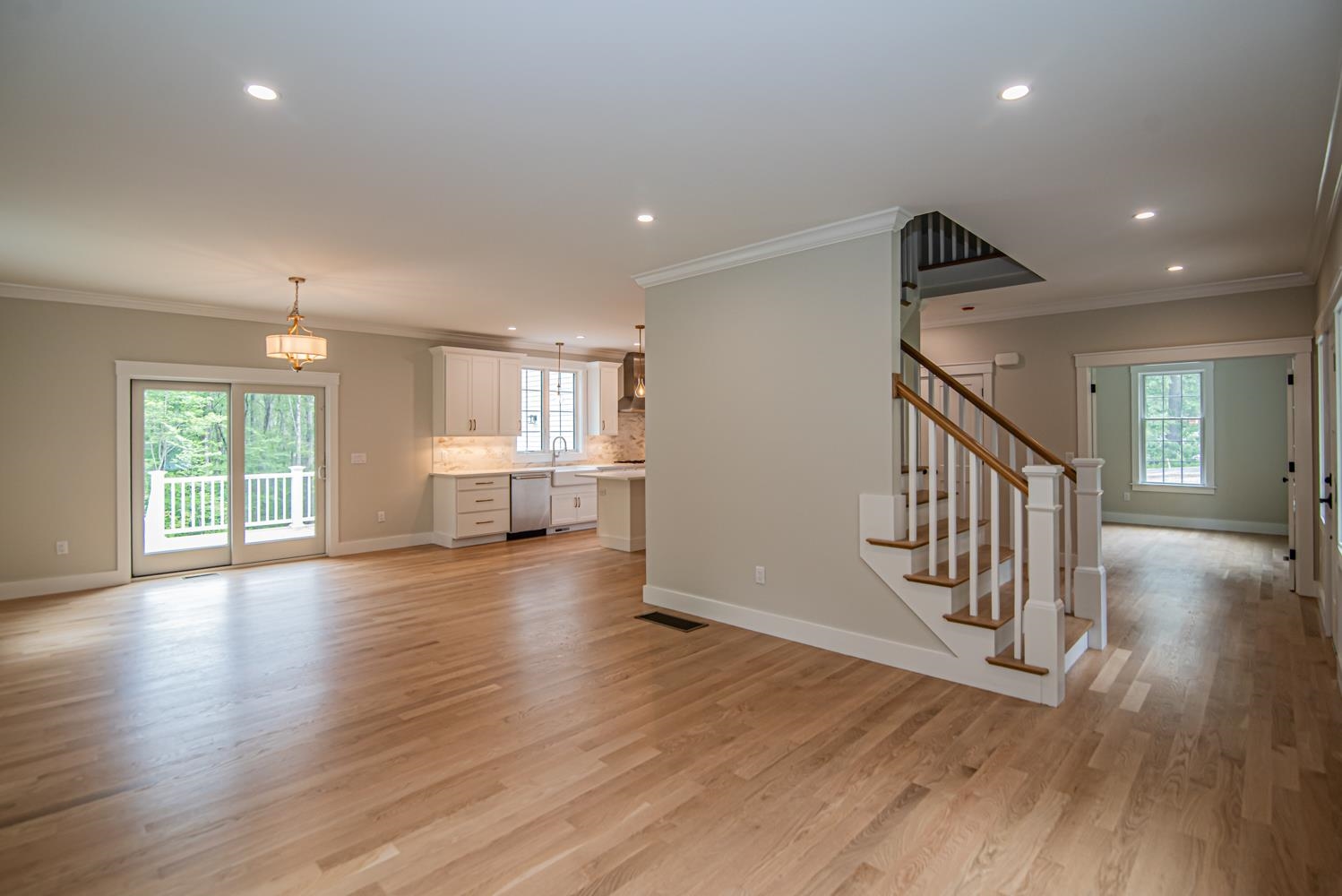 2 White Cedar Way