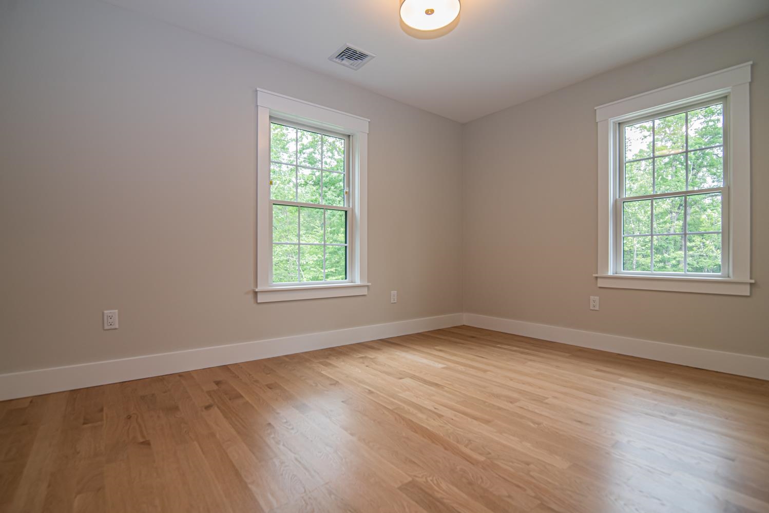 2 White Cedar Way