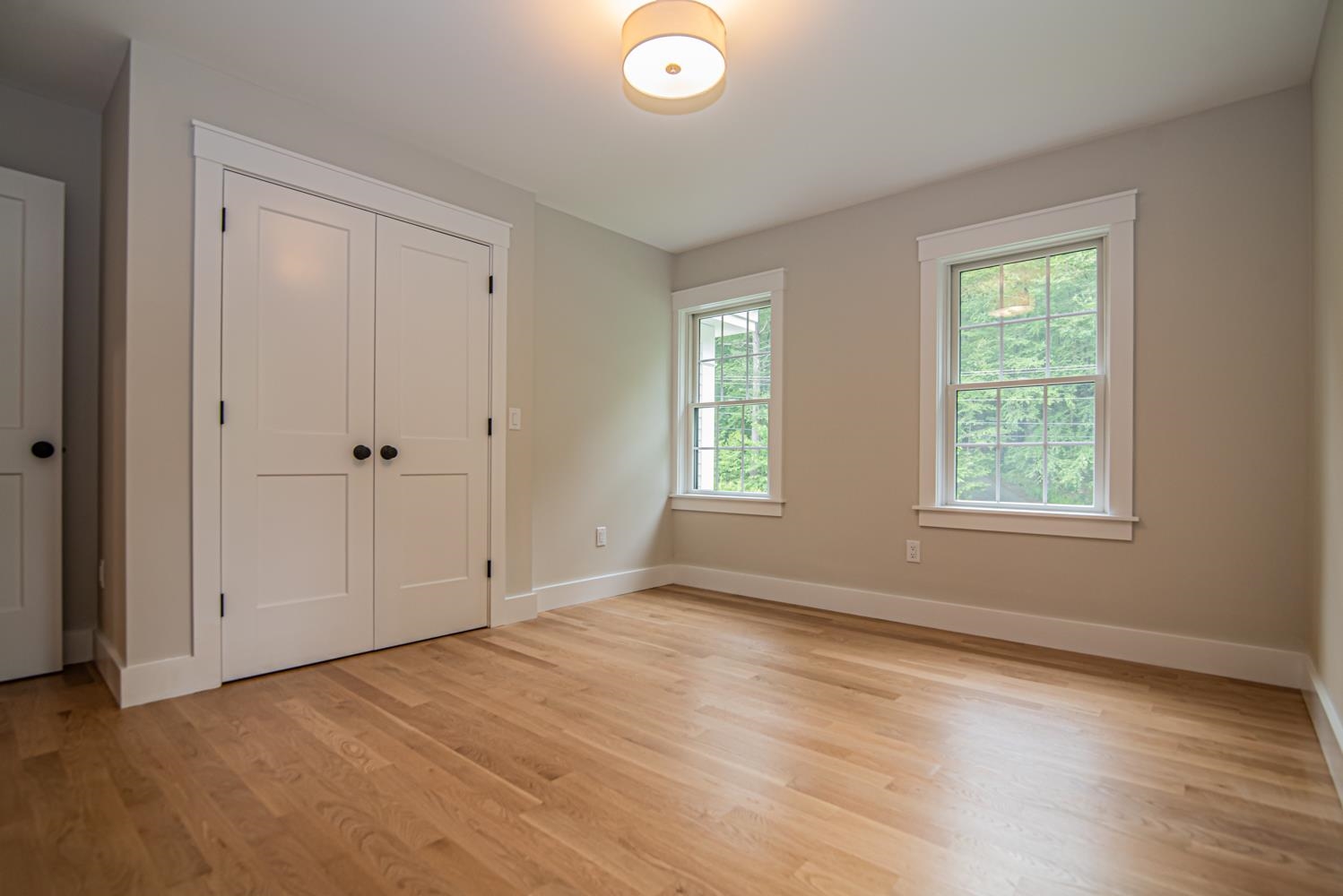 2 White Cedar Way