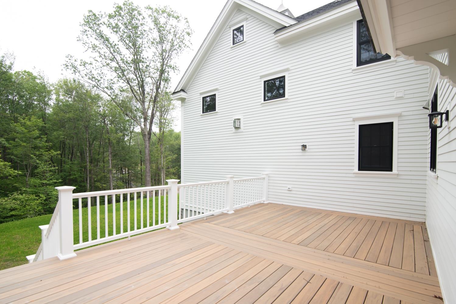 2 White Cedar Way