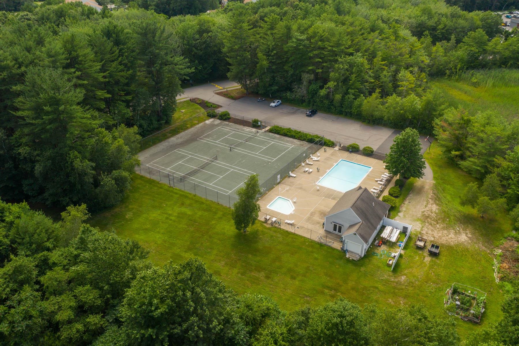 111 Springbrook Circle Unit: 111