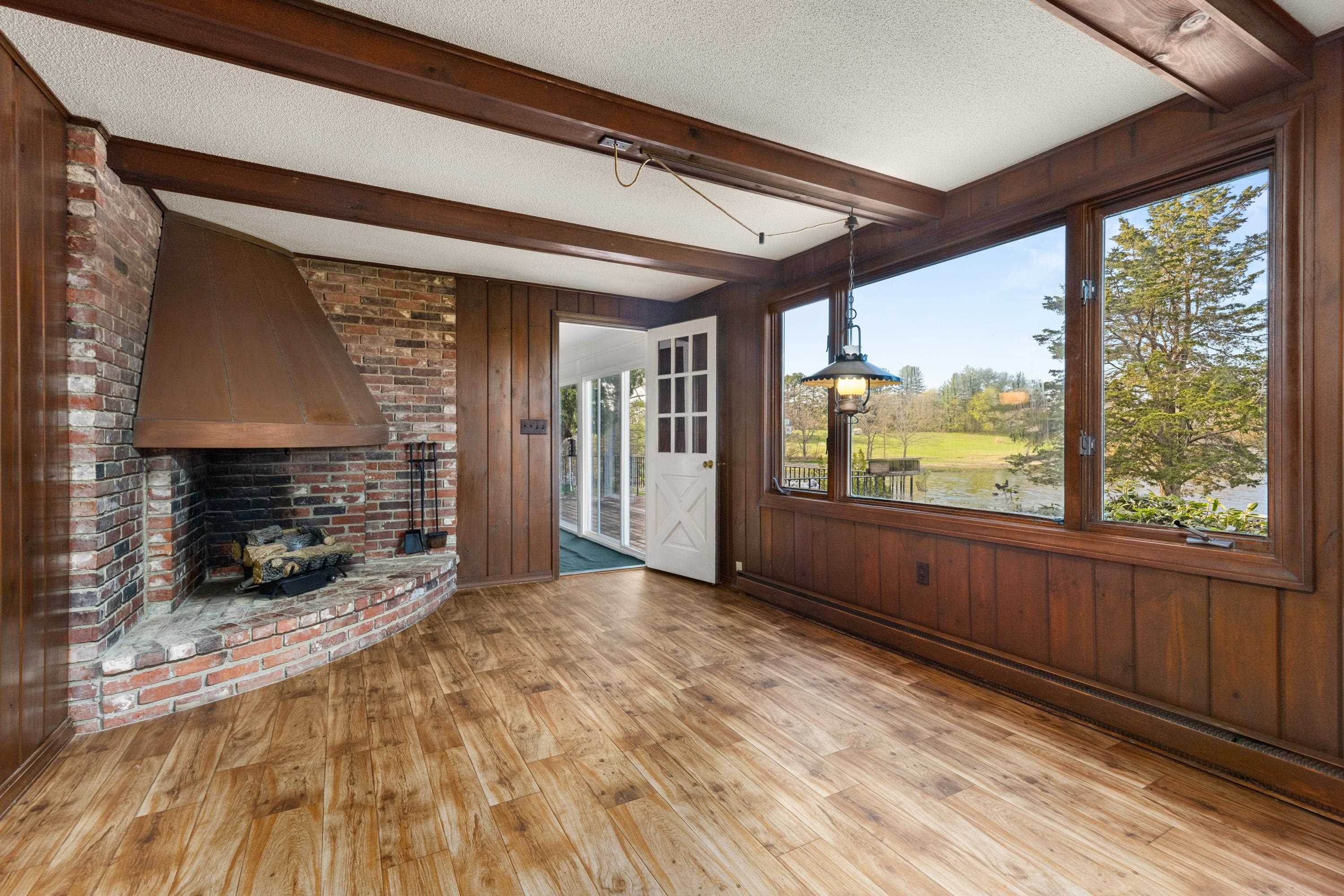 26 Mathes Cove Road