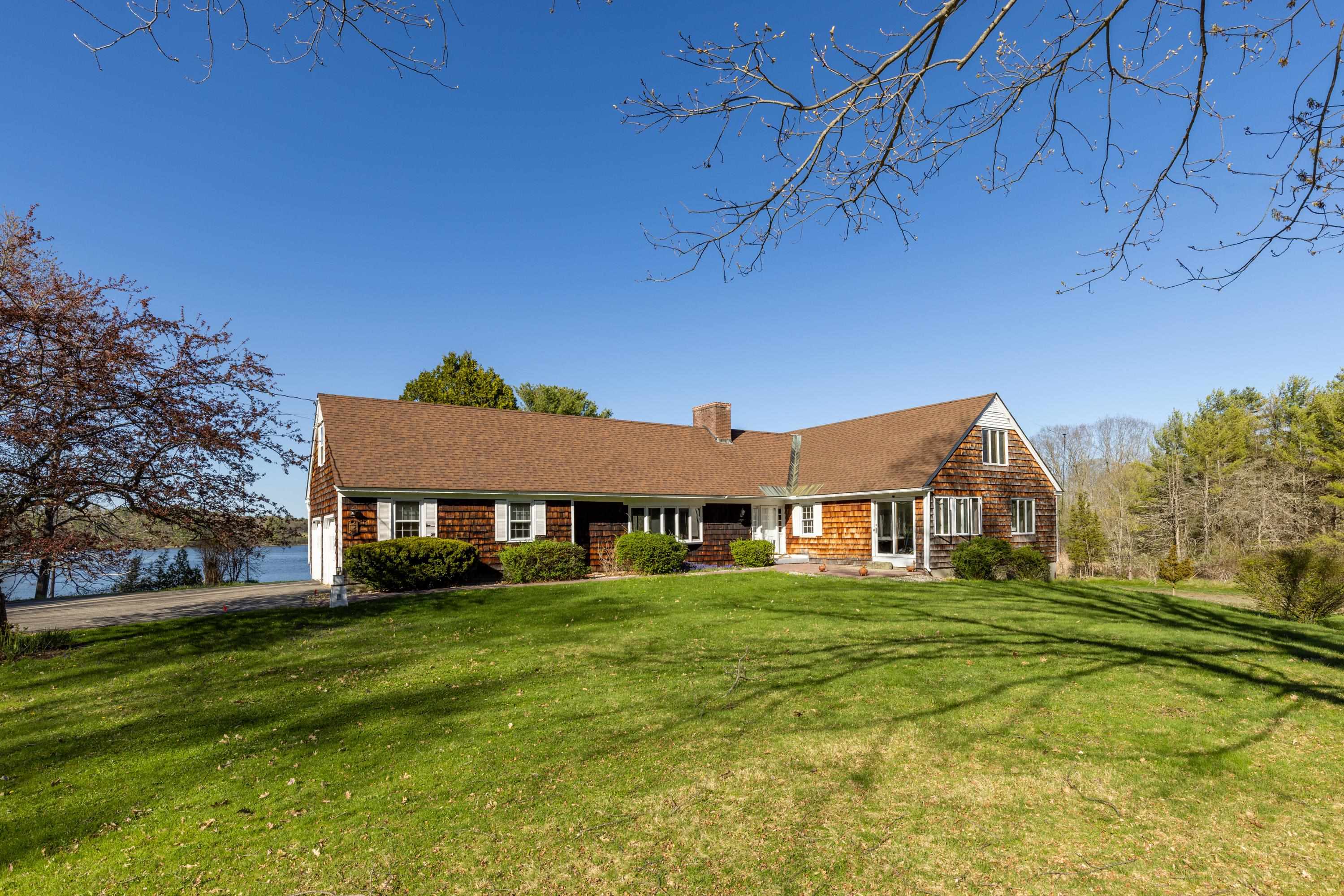 26 Mathes Cove Road