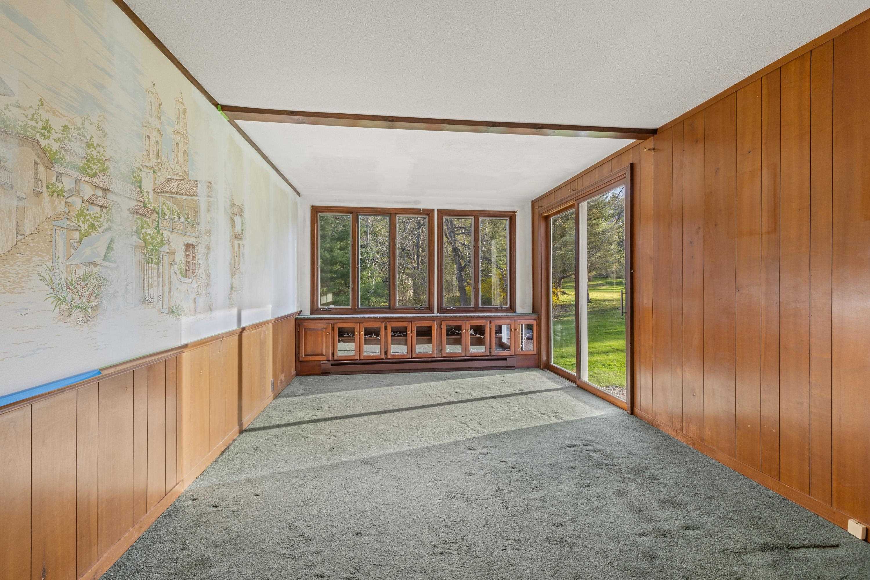 26 Mathes Cove Road