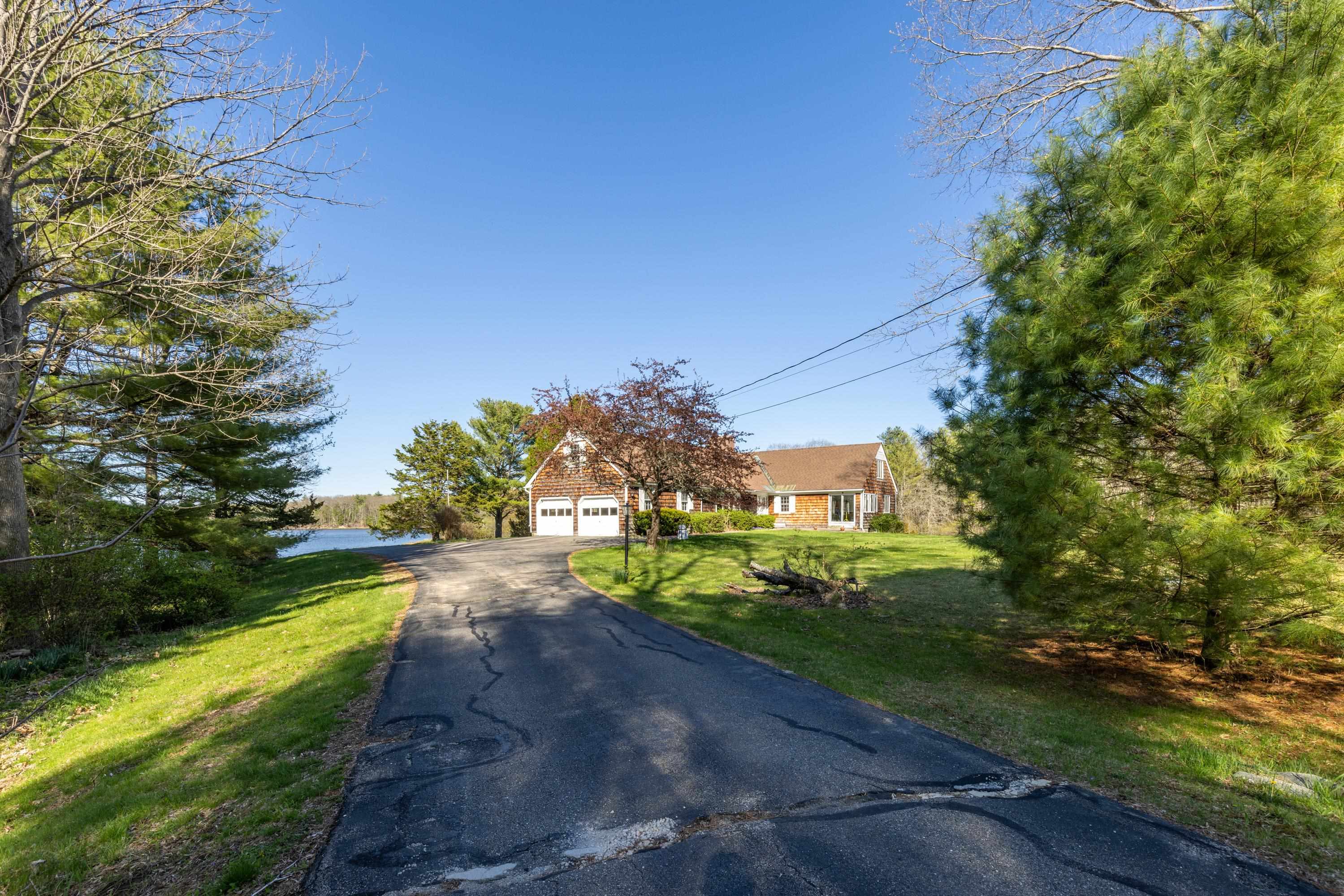 26 Mathes Cove Road