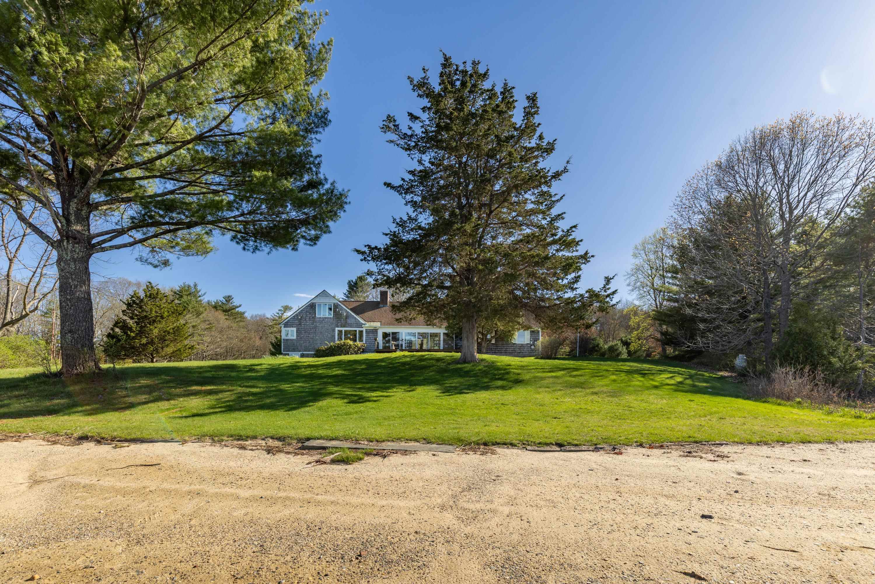 26 Mathes Cove Road