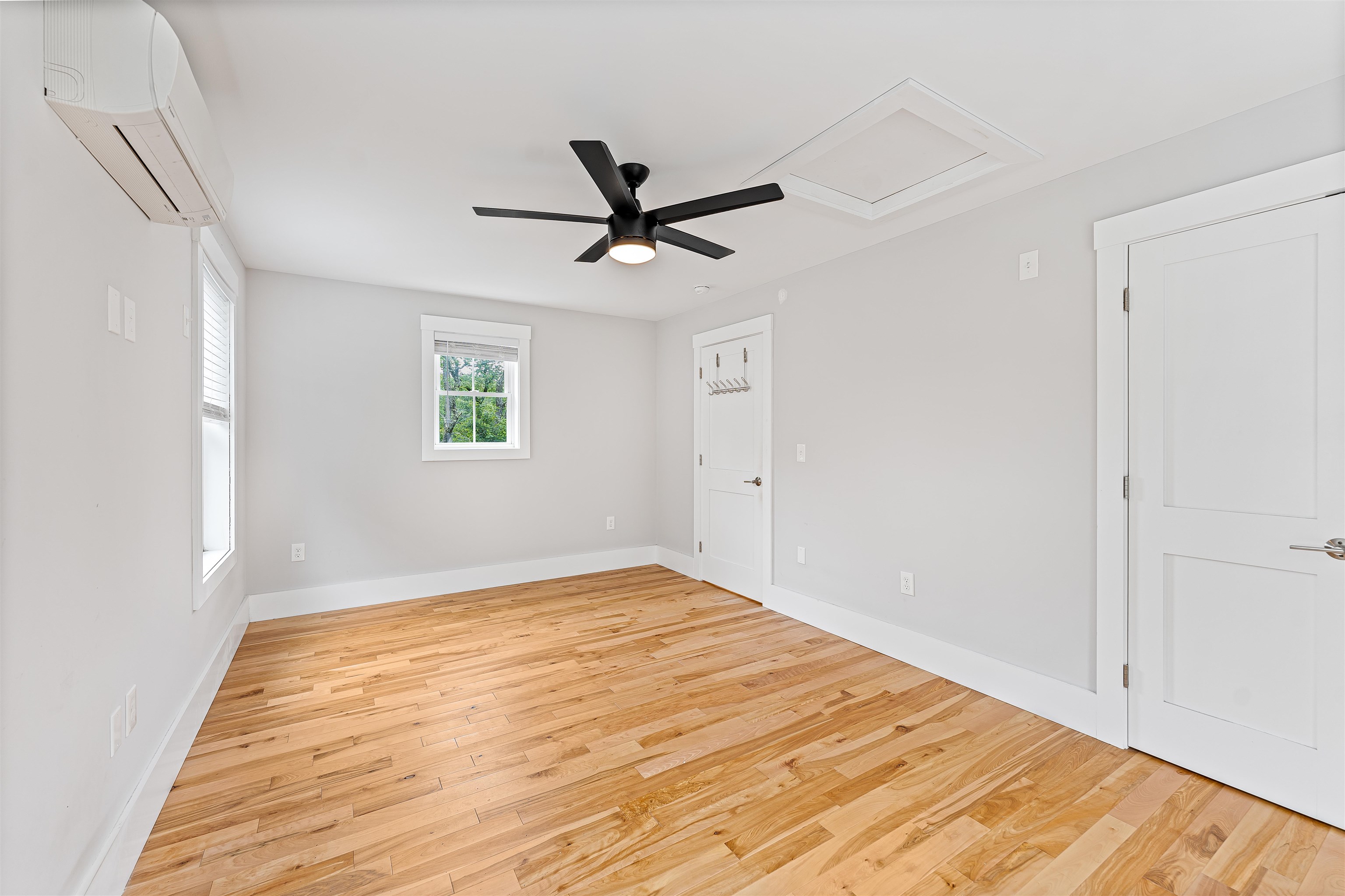 148 Mast Road