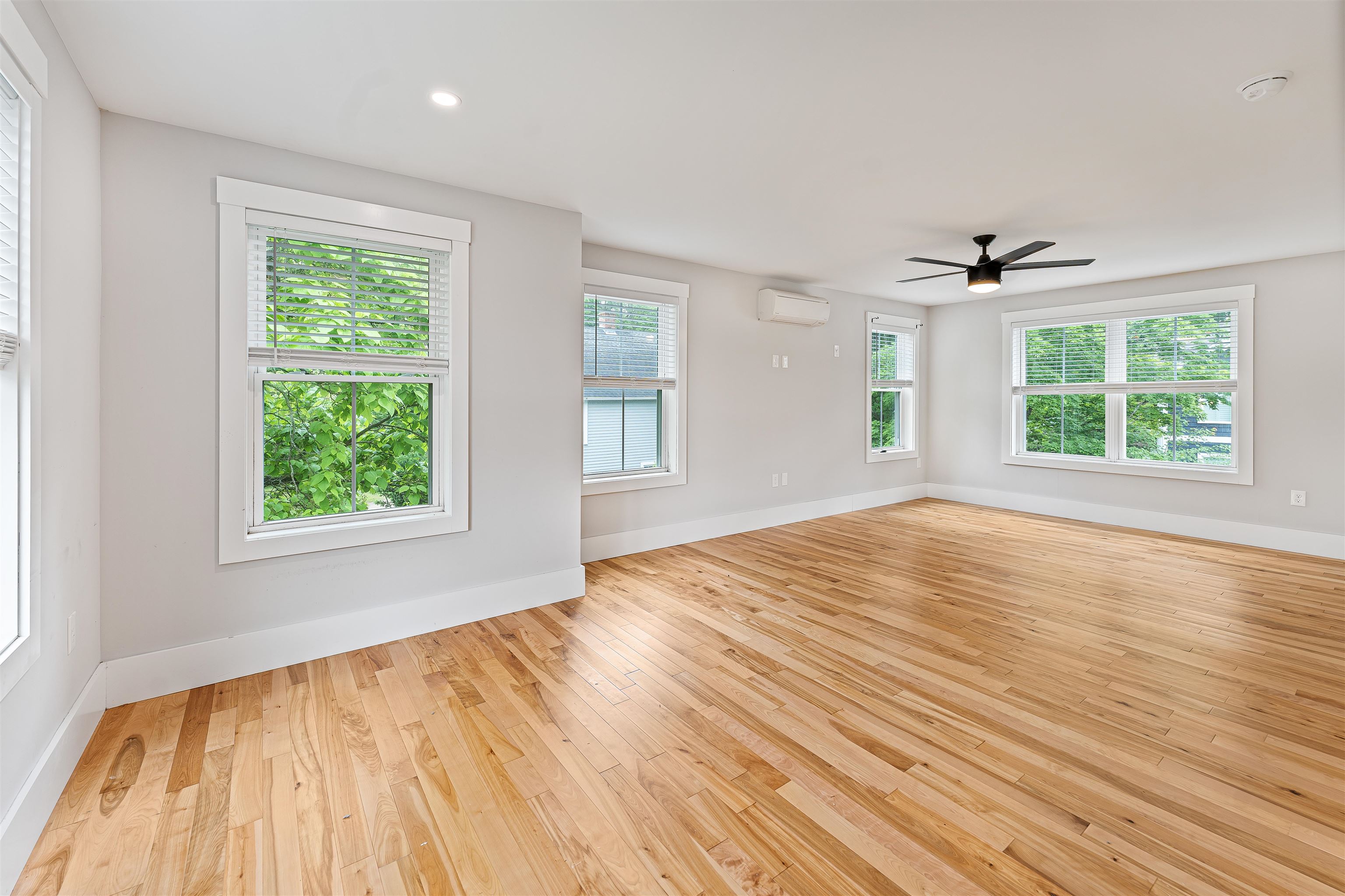 148 Mast Road