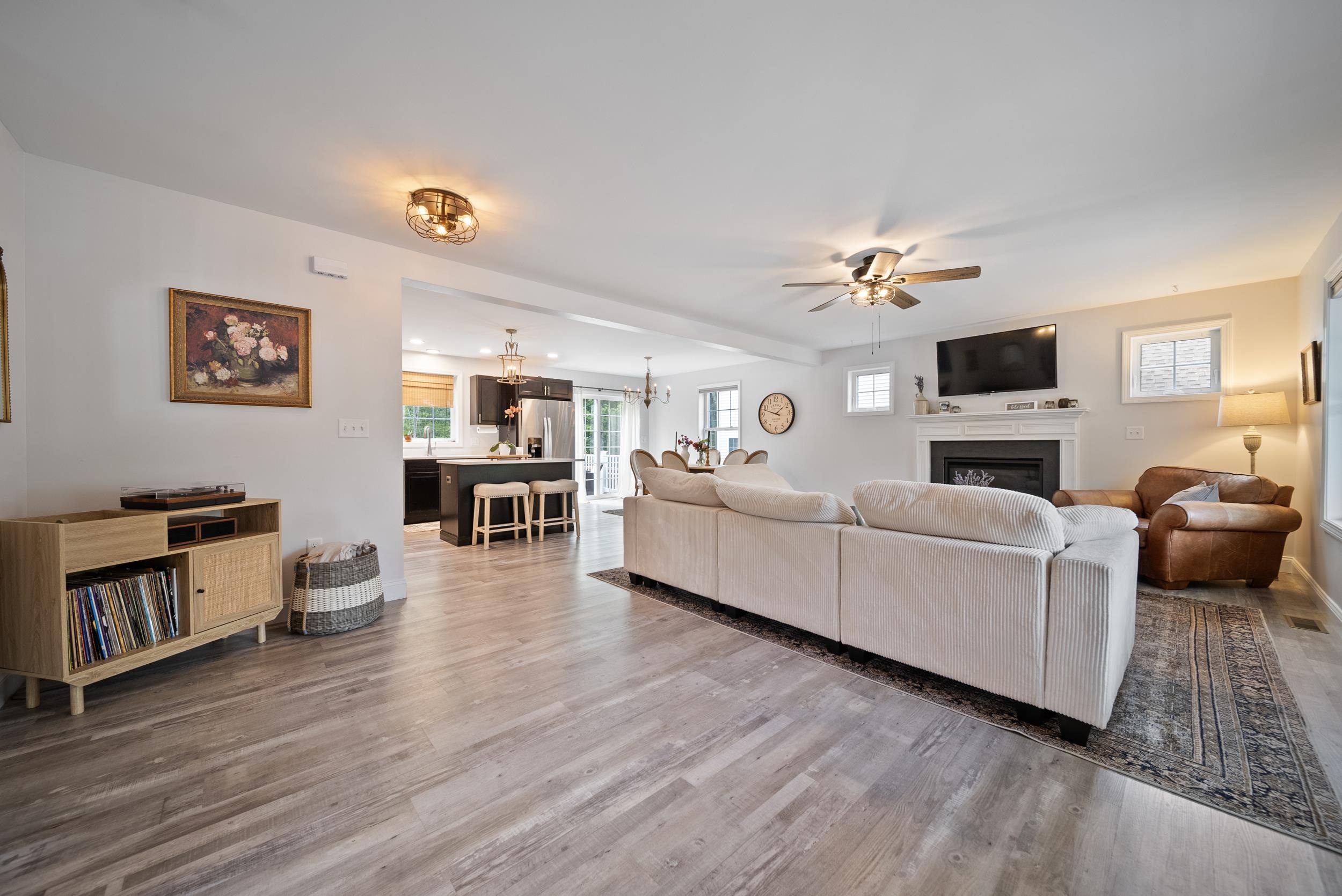 59 Constitution Way