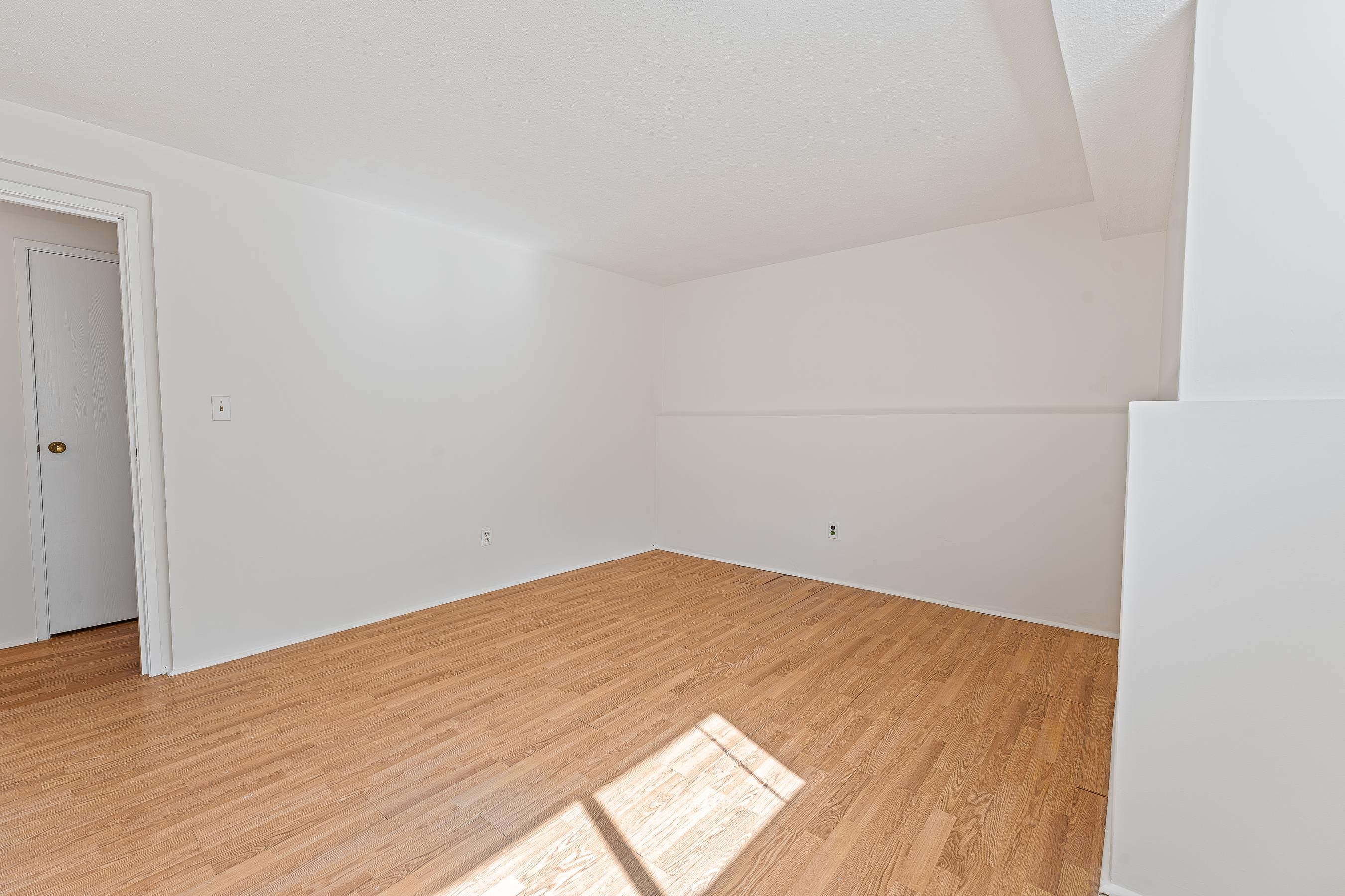 1 Brookside Drive Unit: 2