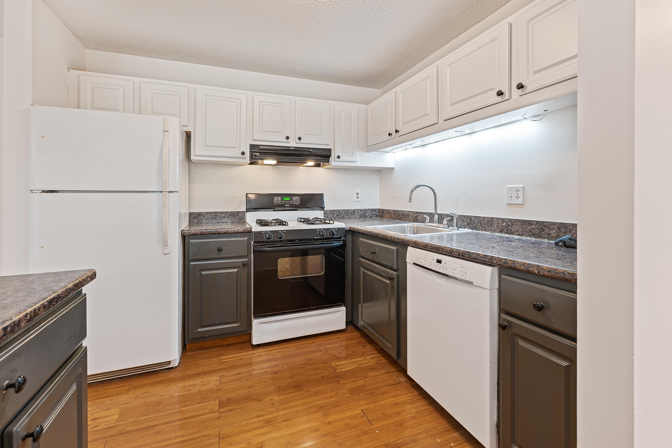 1 Brookside Drive Unit: 2