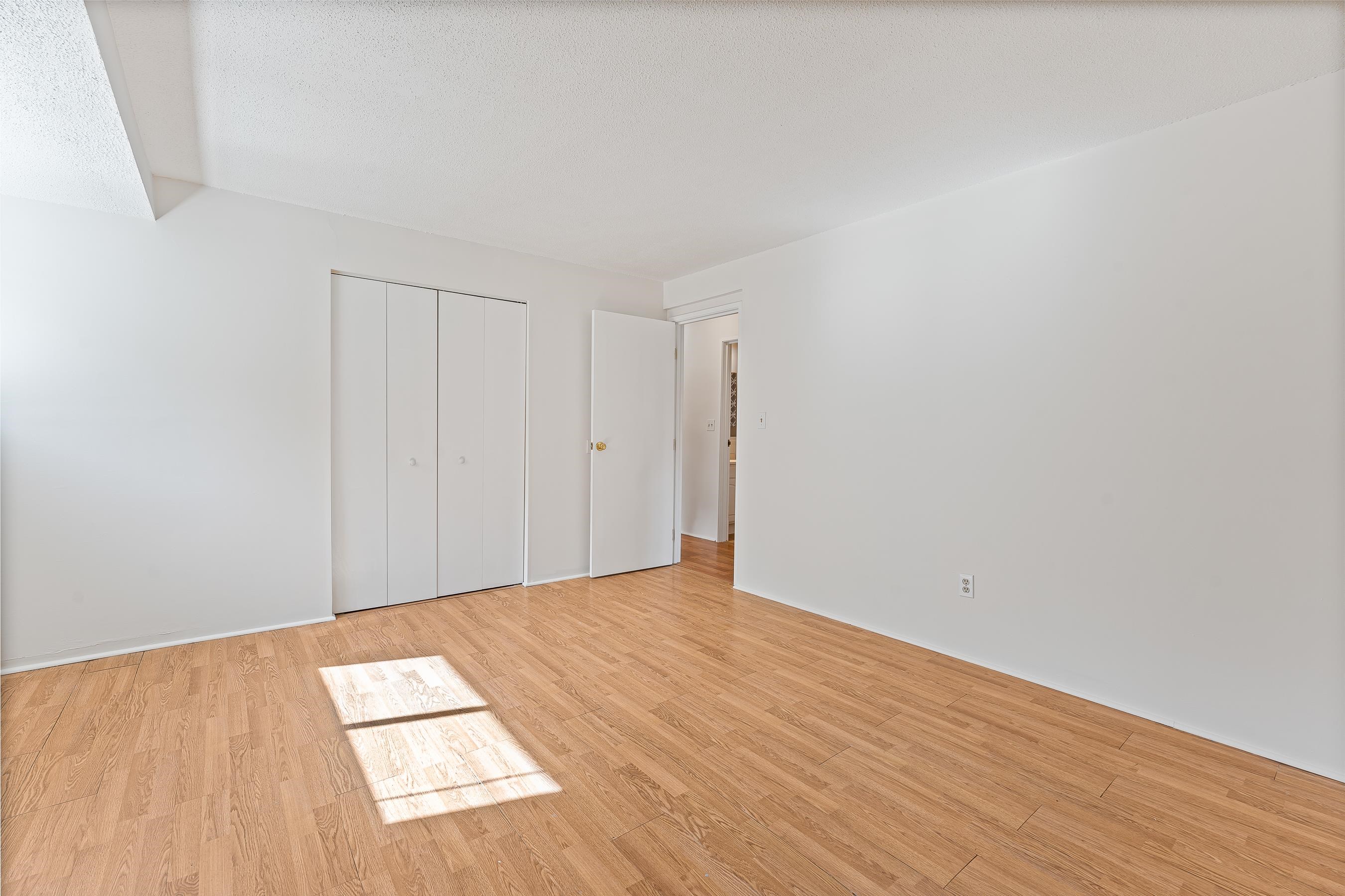 1 Brookside Drive Unit: 2