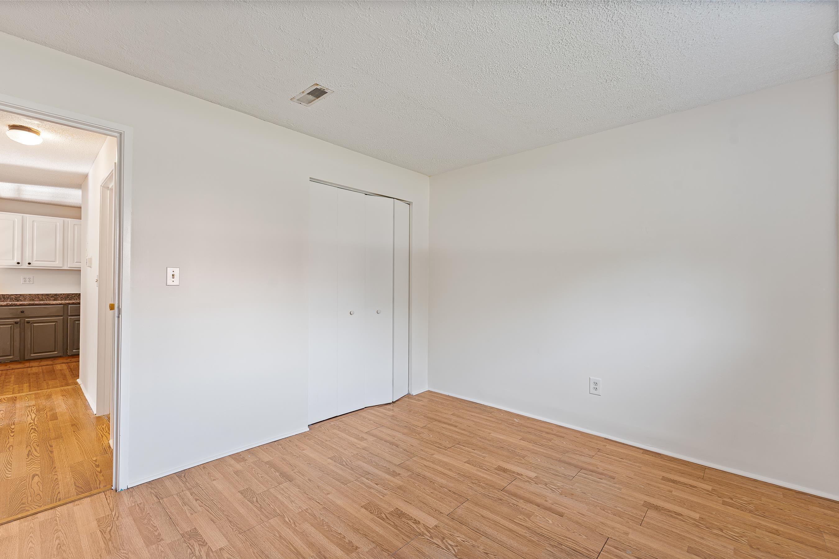 1 Brookside Drive Unit: 2