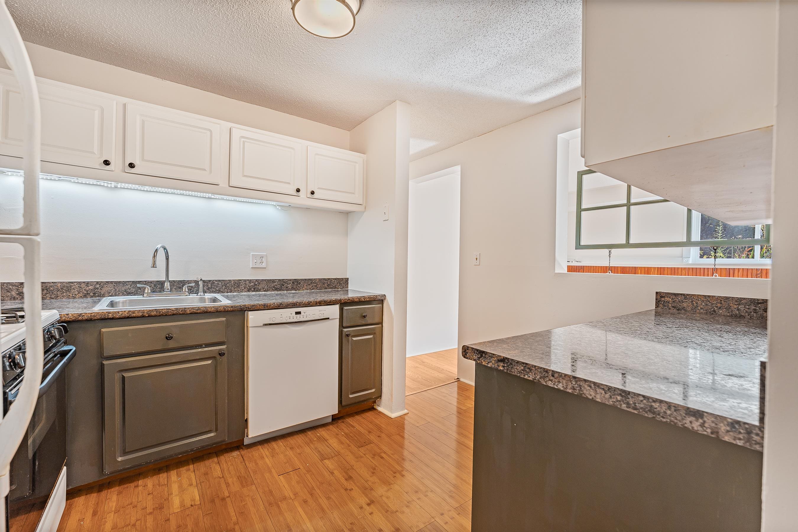 1 Brookside Drive Unit: 2