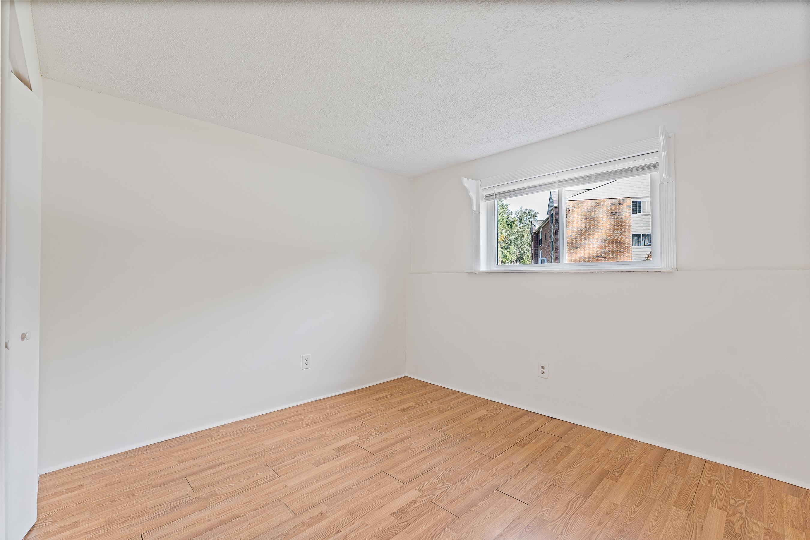 1 Brookside Drive Unit: 2