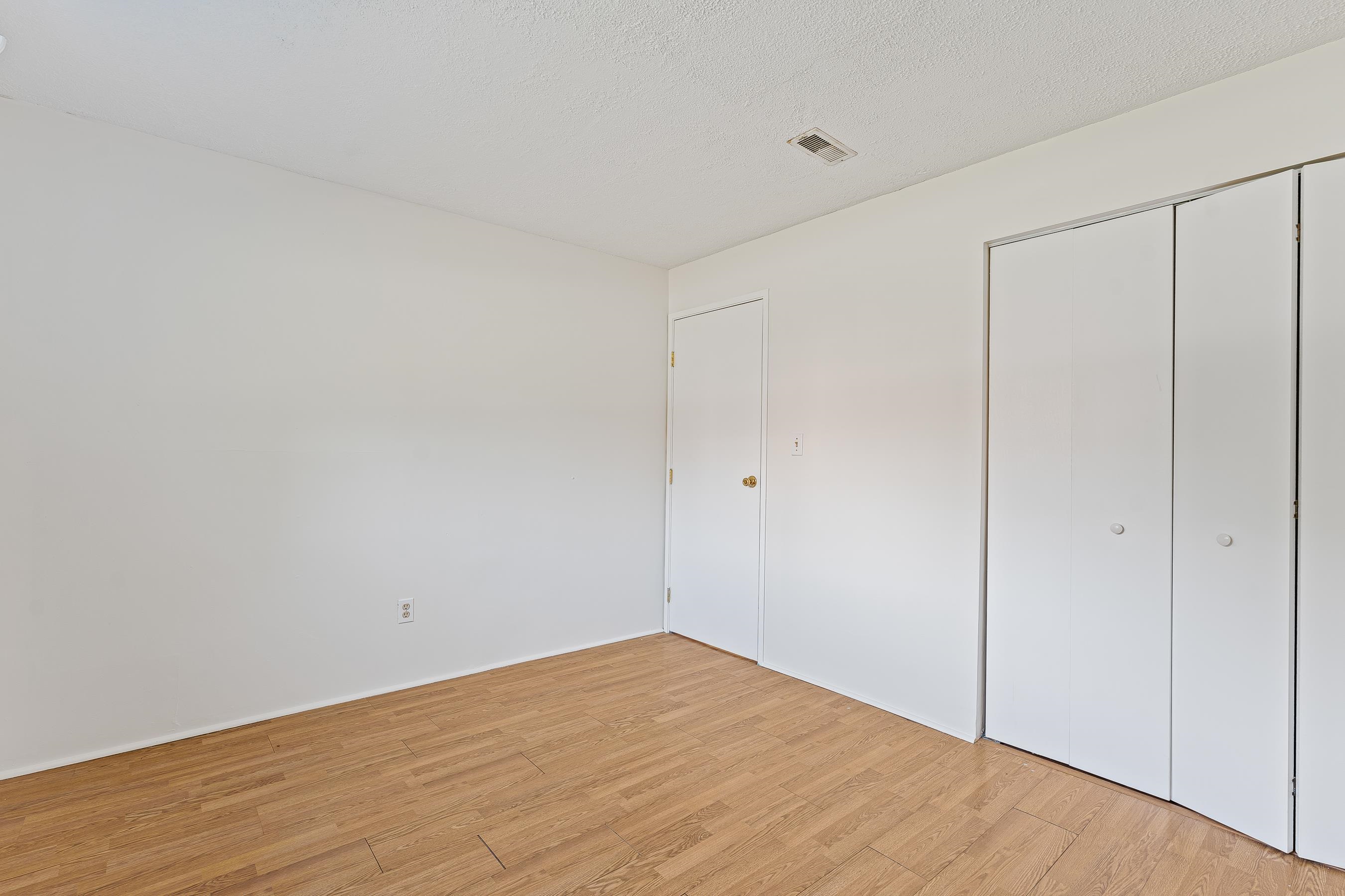 1 Brookside Drive Unit: 2