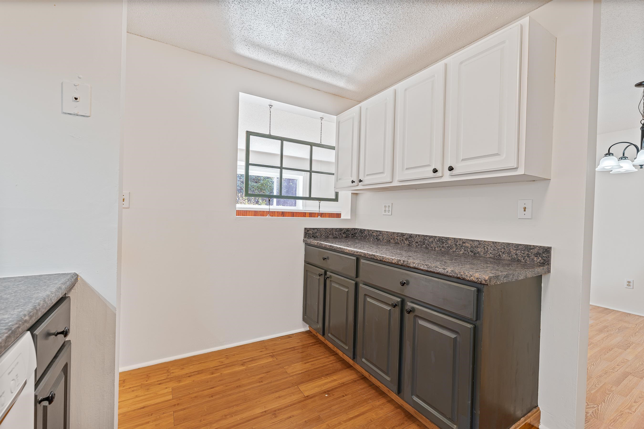 1 Brookside Drive Unit: 2