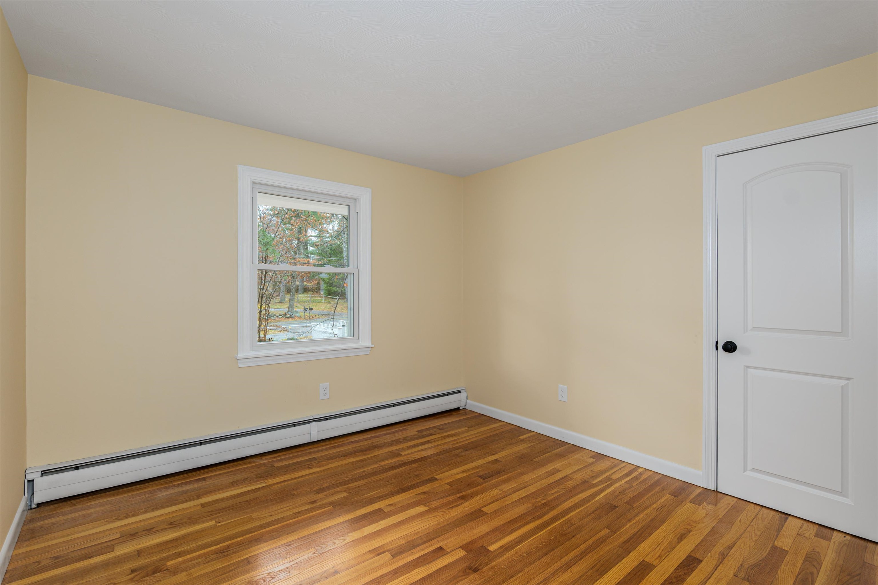 24 Hampton Falls Road