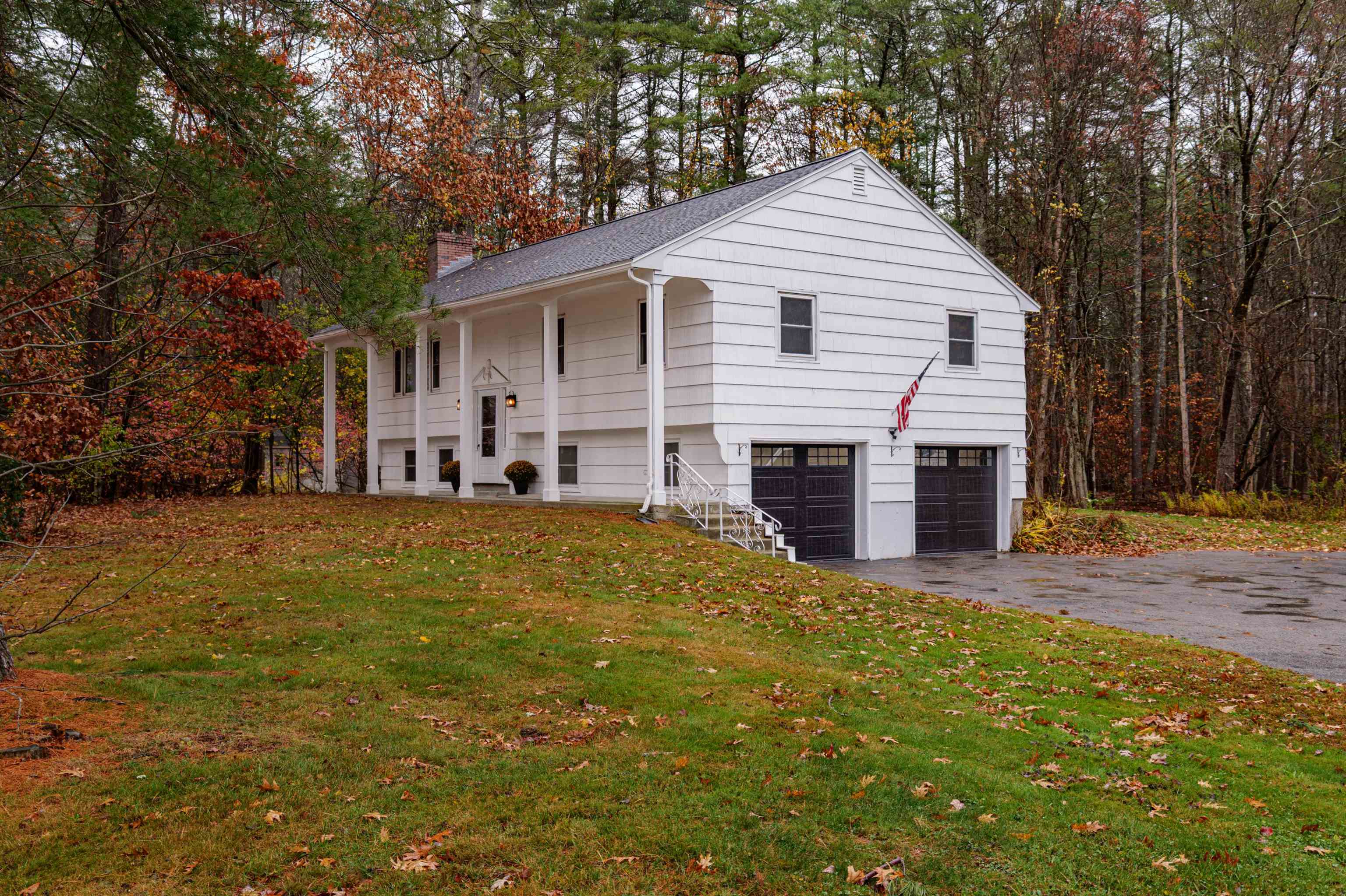 24 Hampton Falls Road