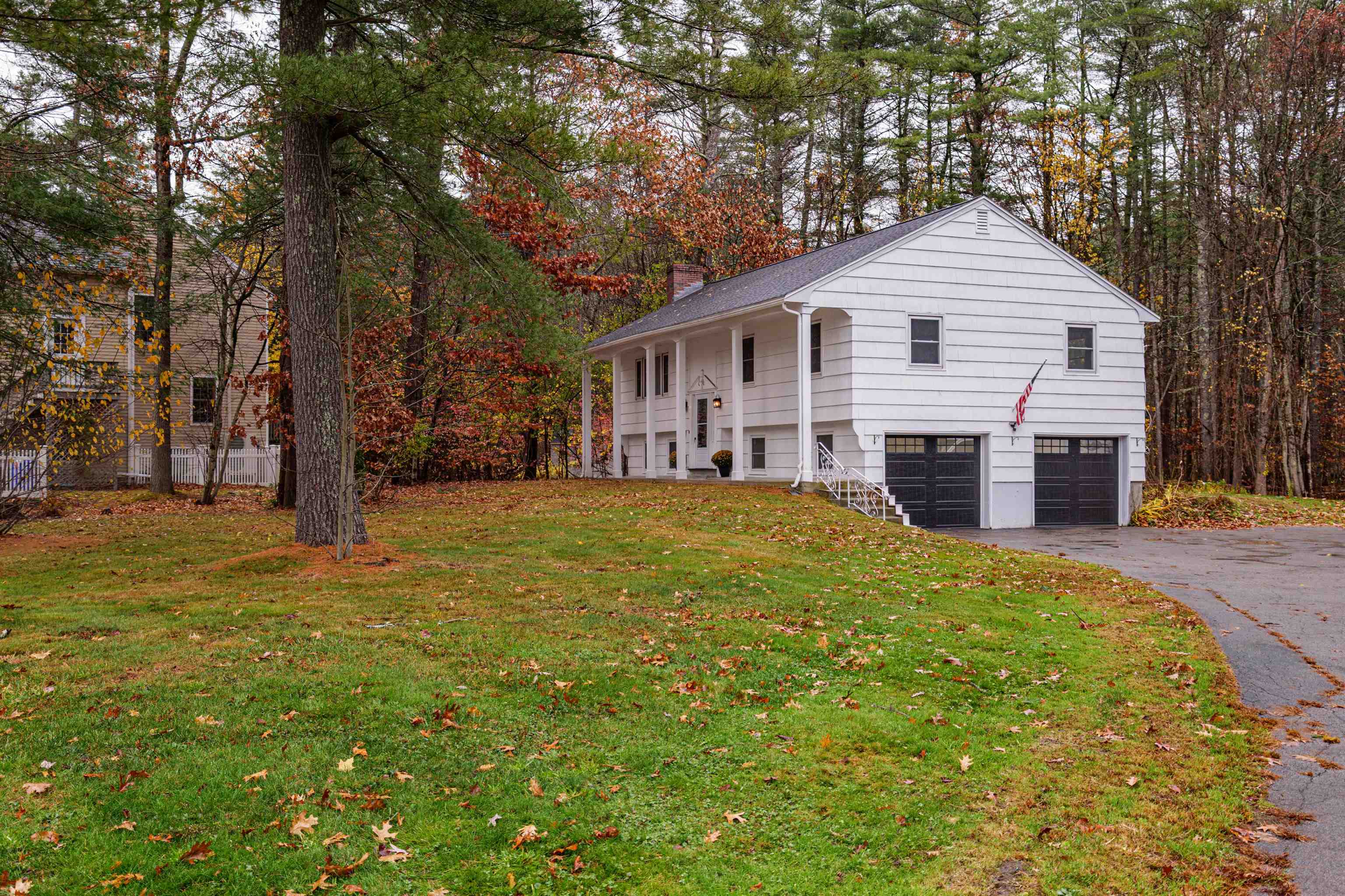 24 Hampton Falls Road