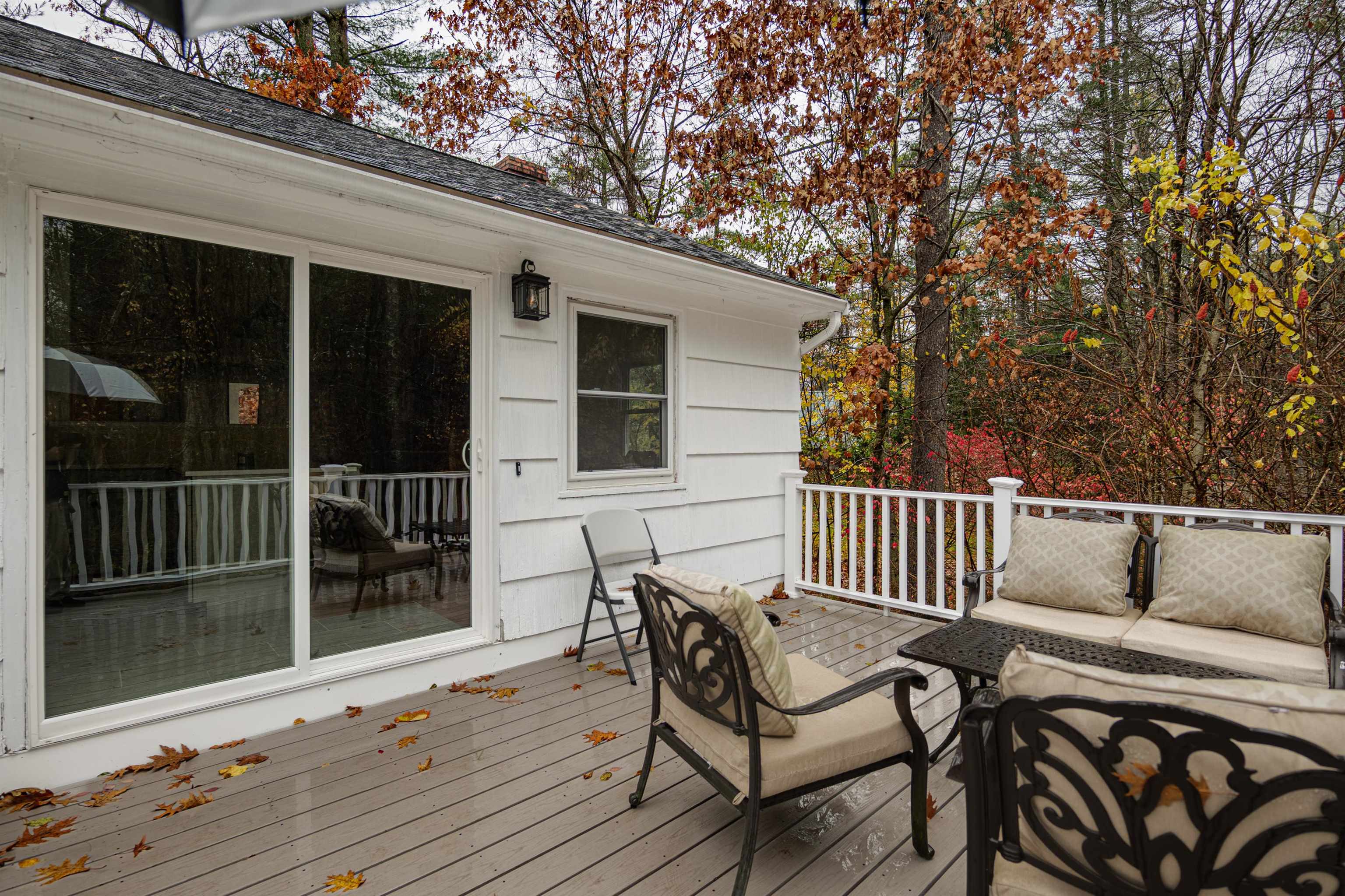 24 Hampton Falls Road