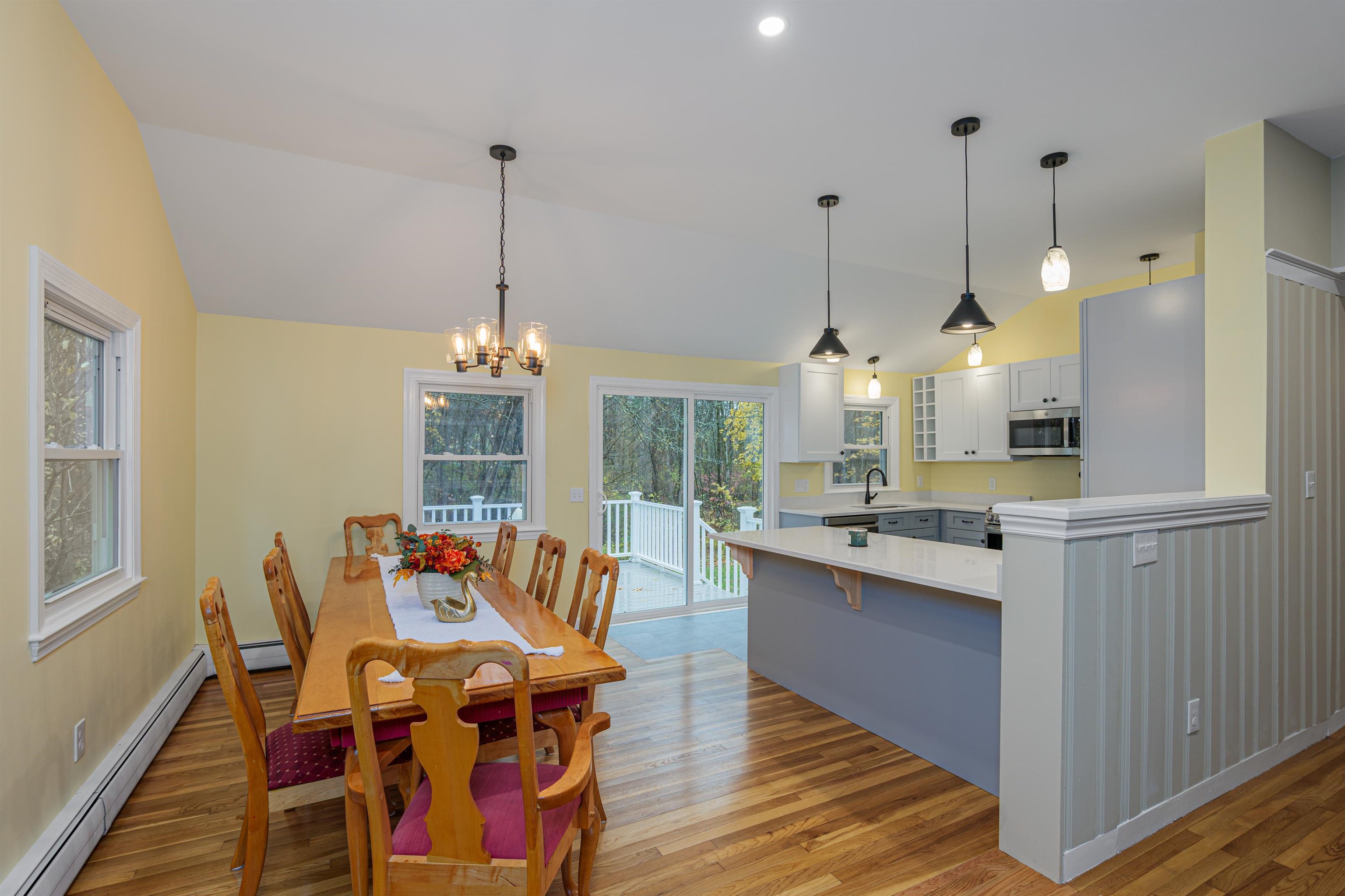 24 Hampton Falls Road