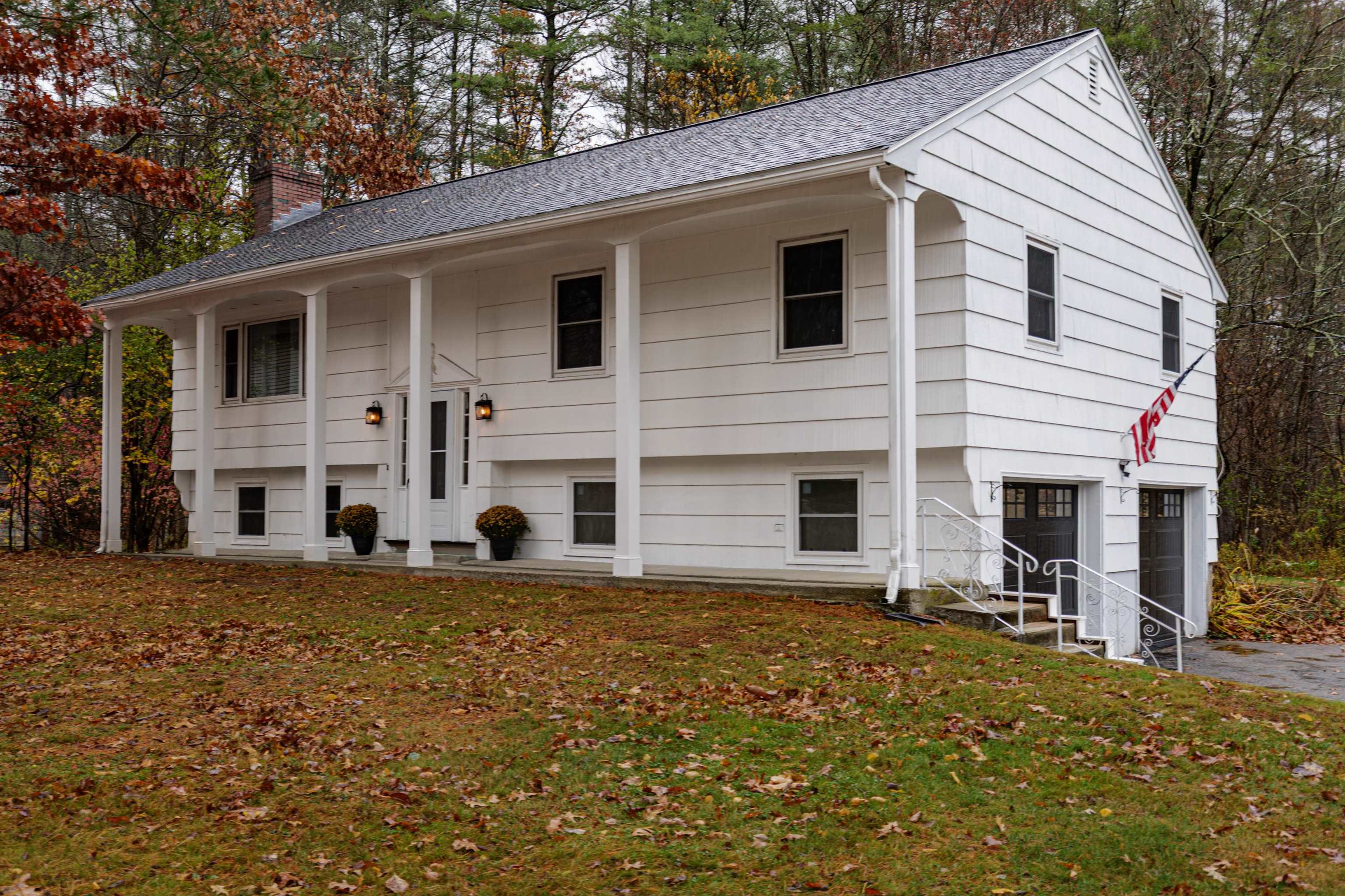 24 Hampton Falls Road