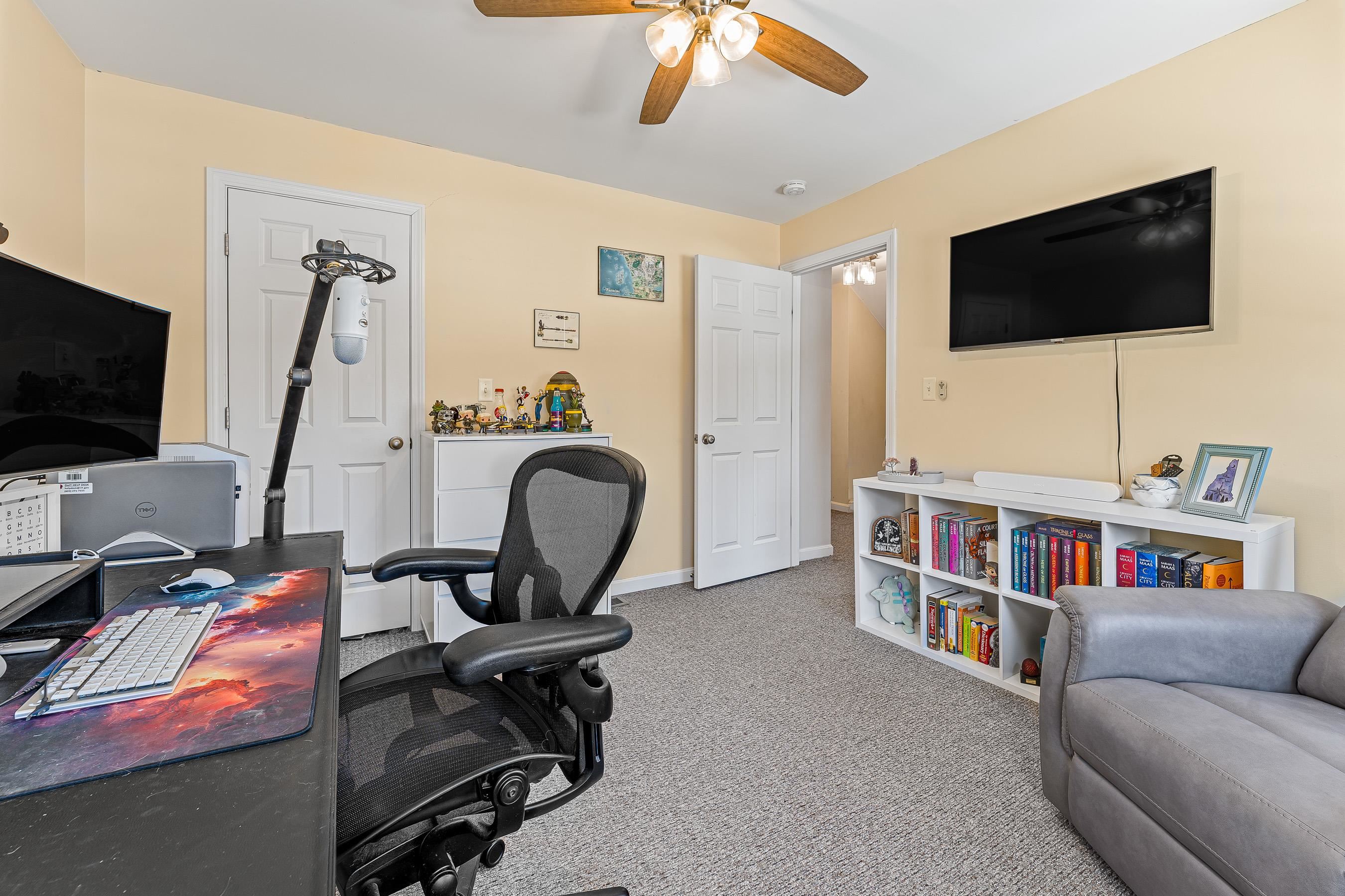 49 Ebony Drive