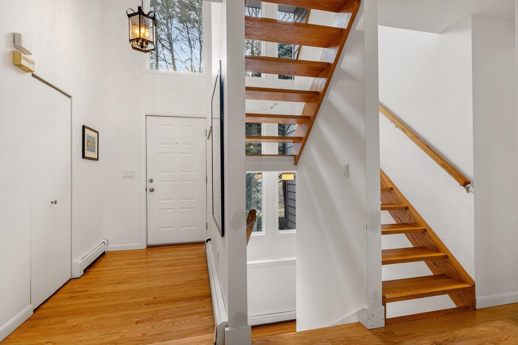 10 Great Cove Drive