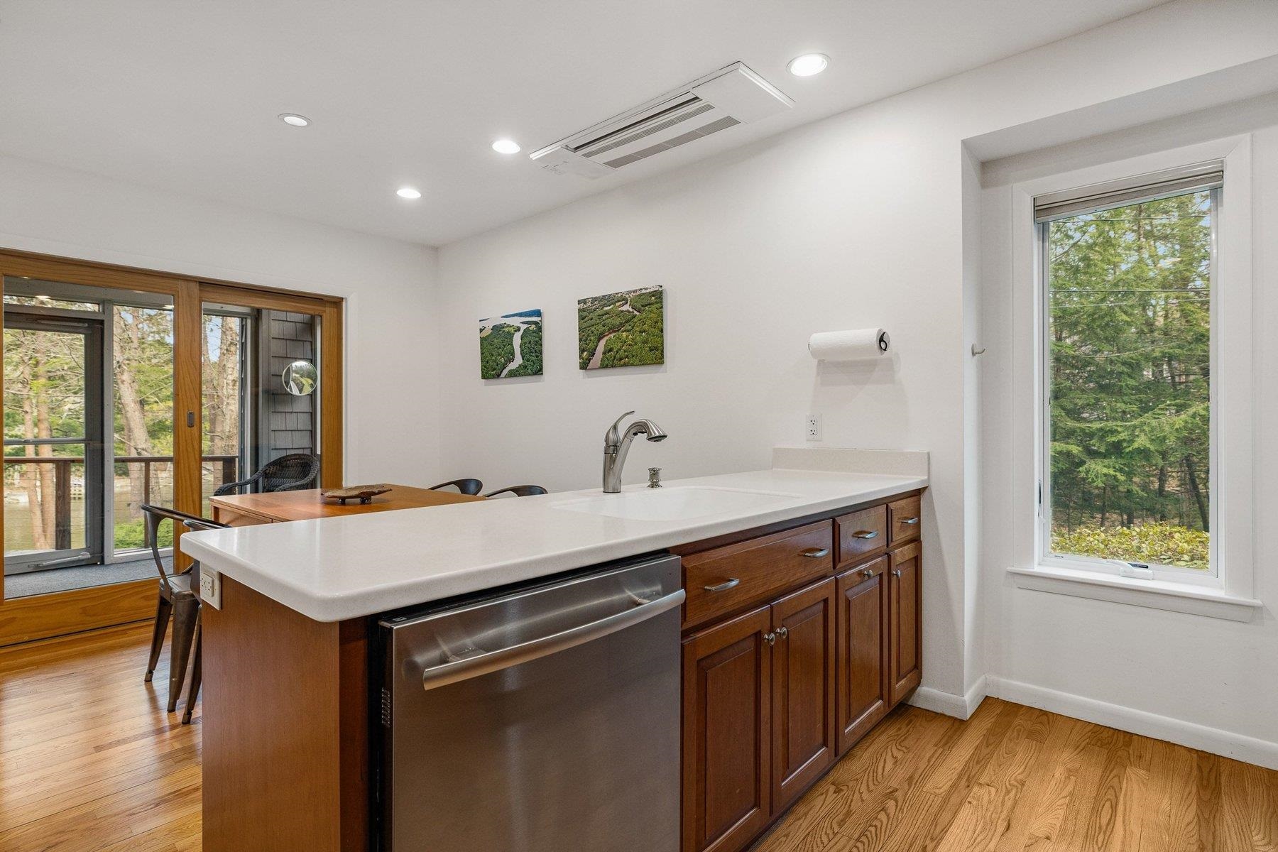 10 Great Cove Drive