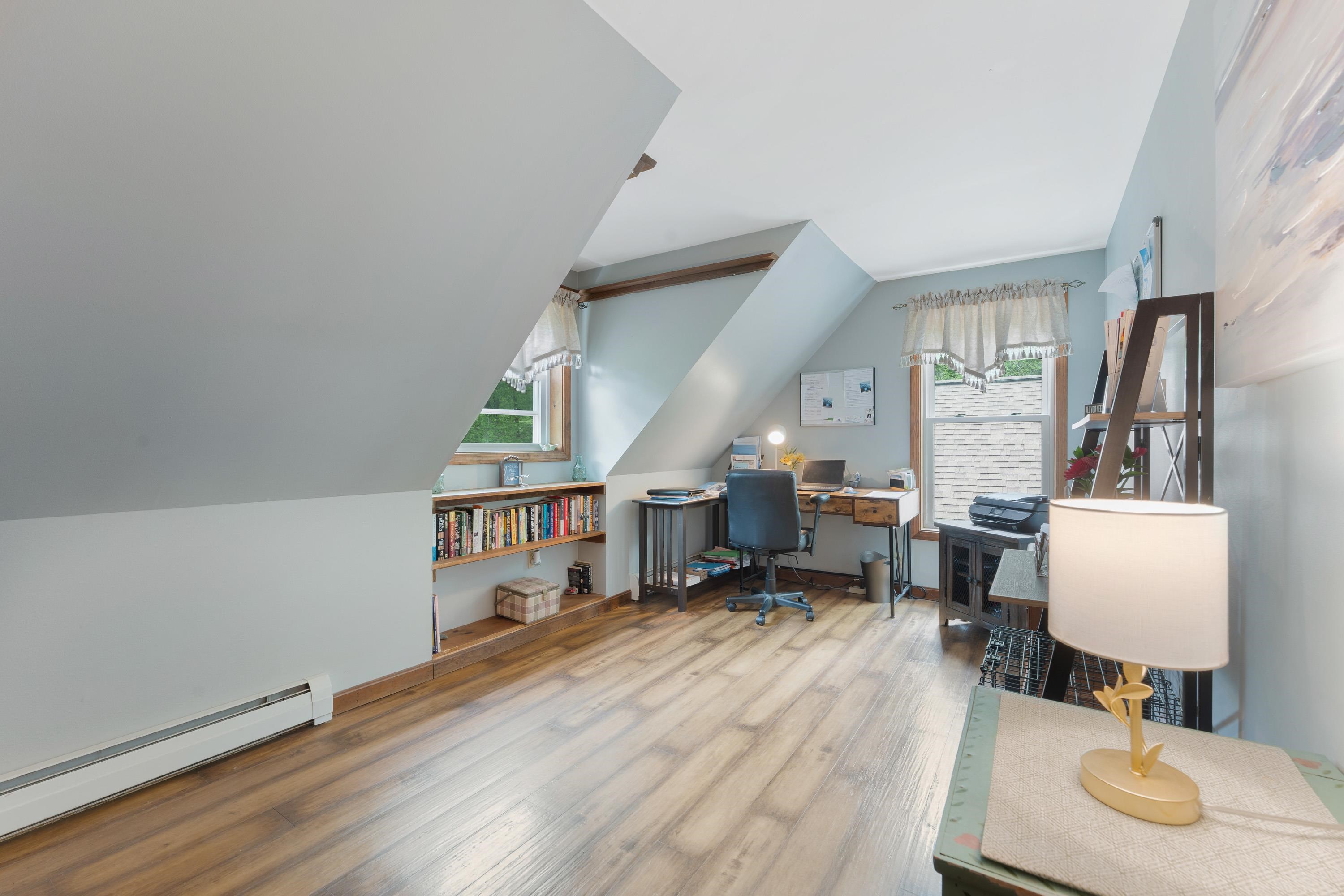 8 Locke Hill Lane