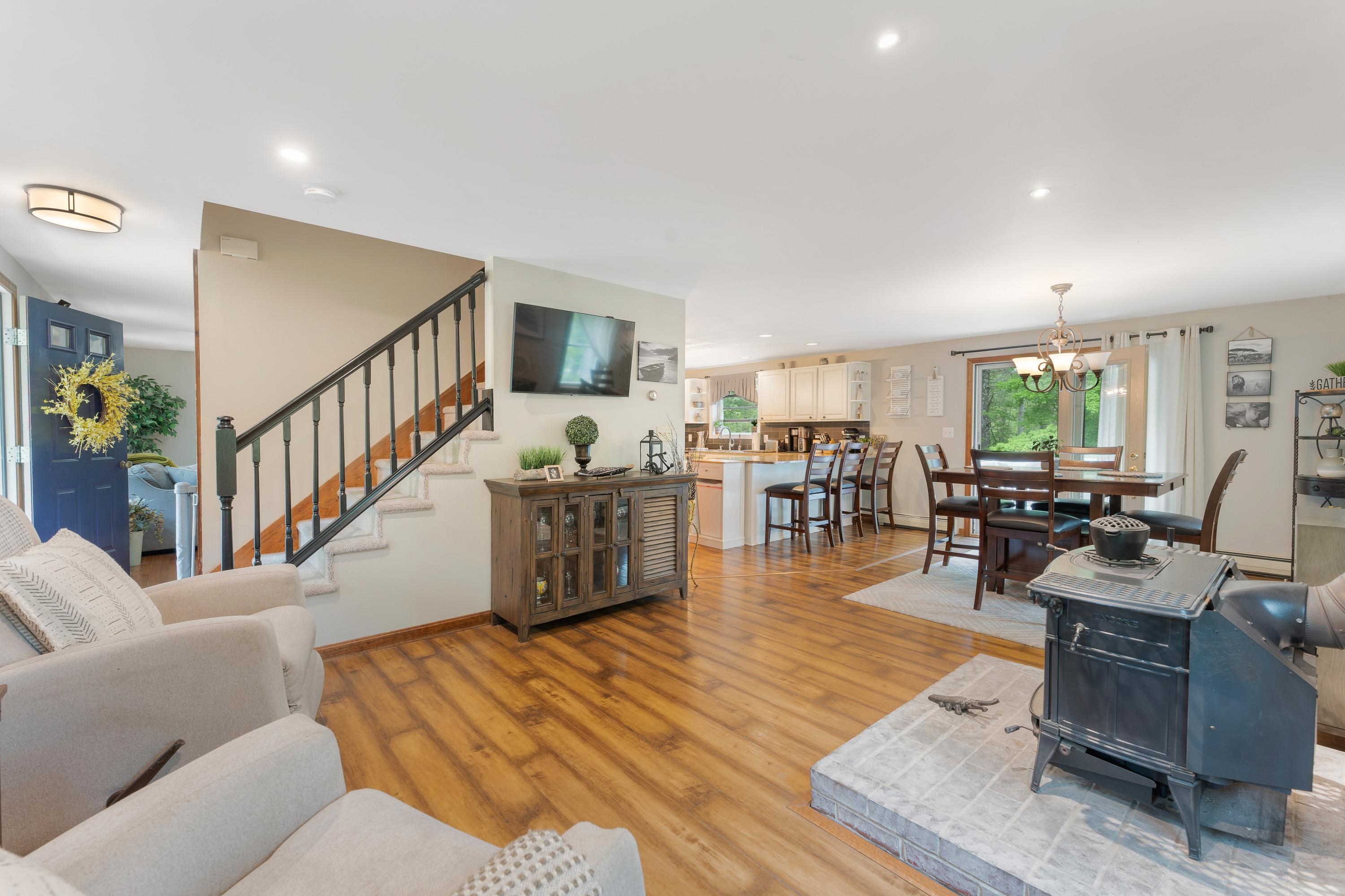 8 Locke Hill Lane