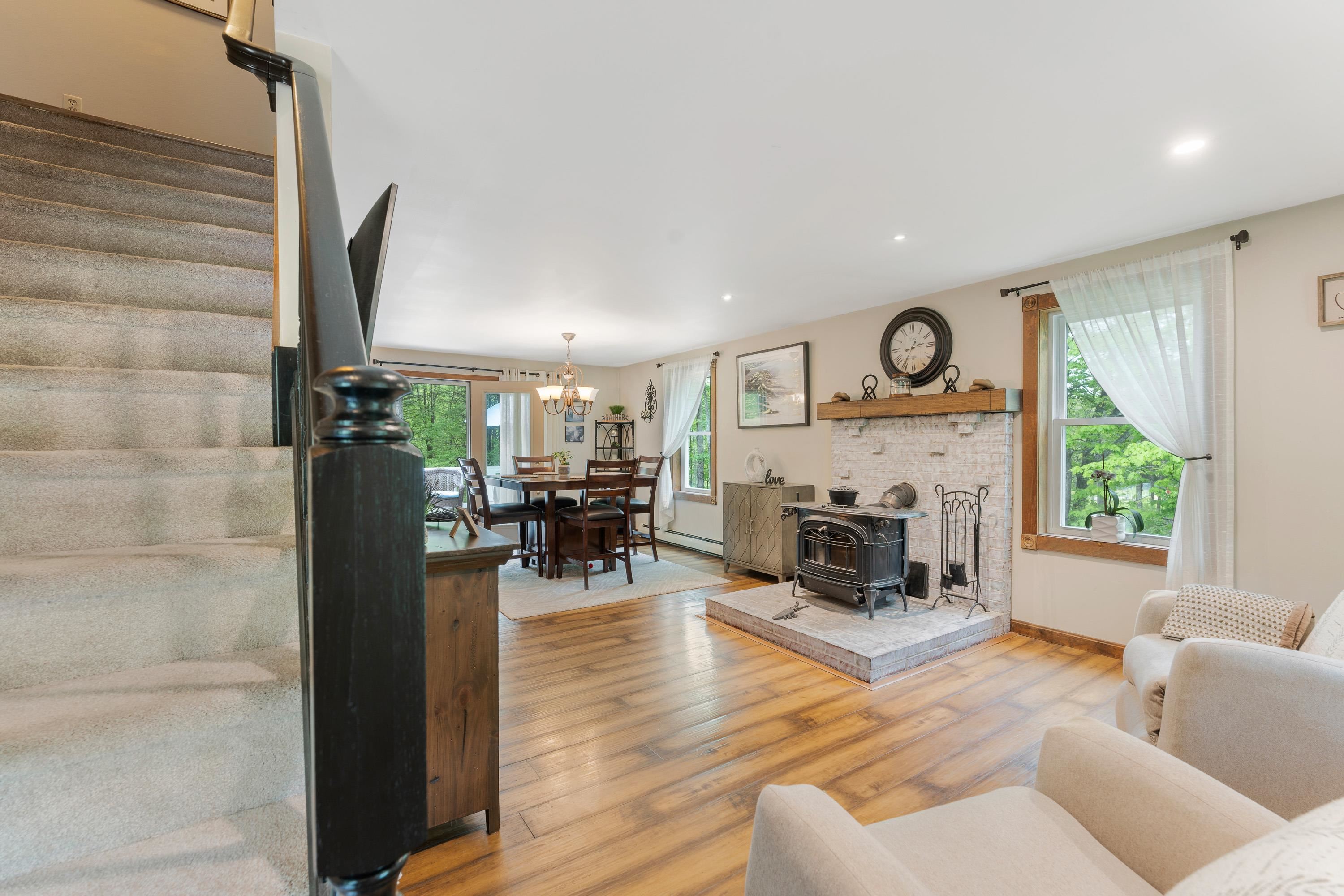 8 Locke Hill Lane