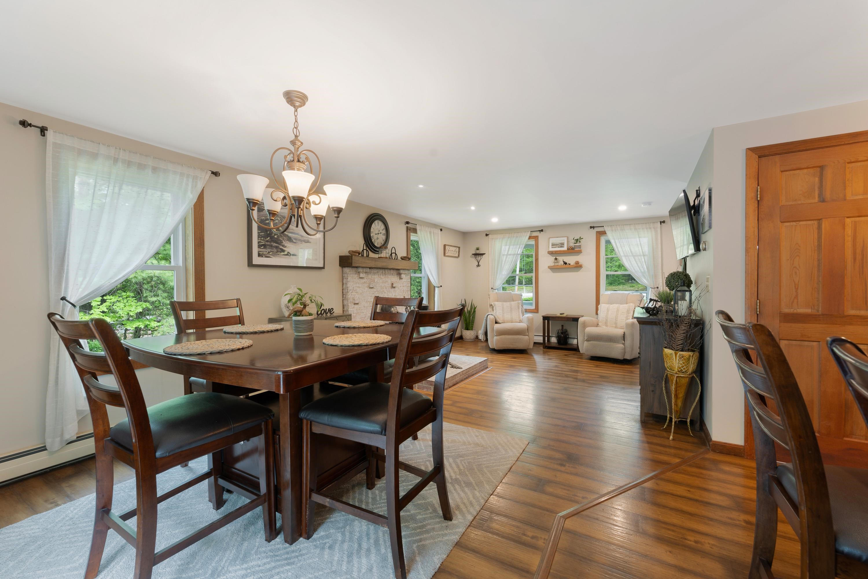 8 Locke Hill Lane