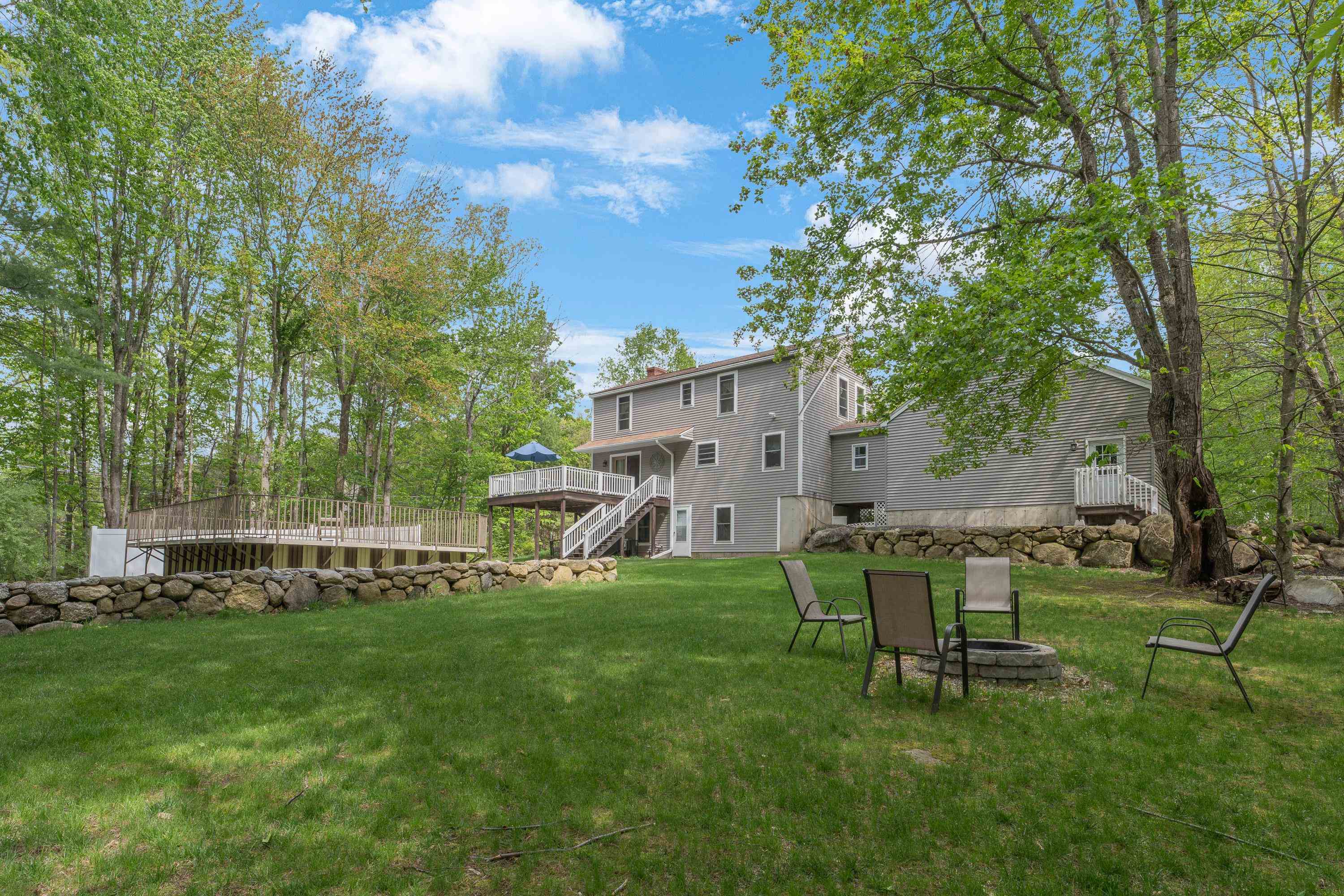 8 Locke Hill Lane