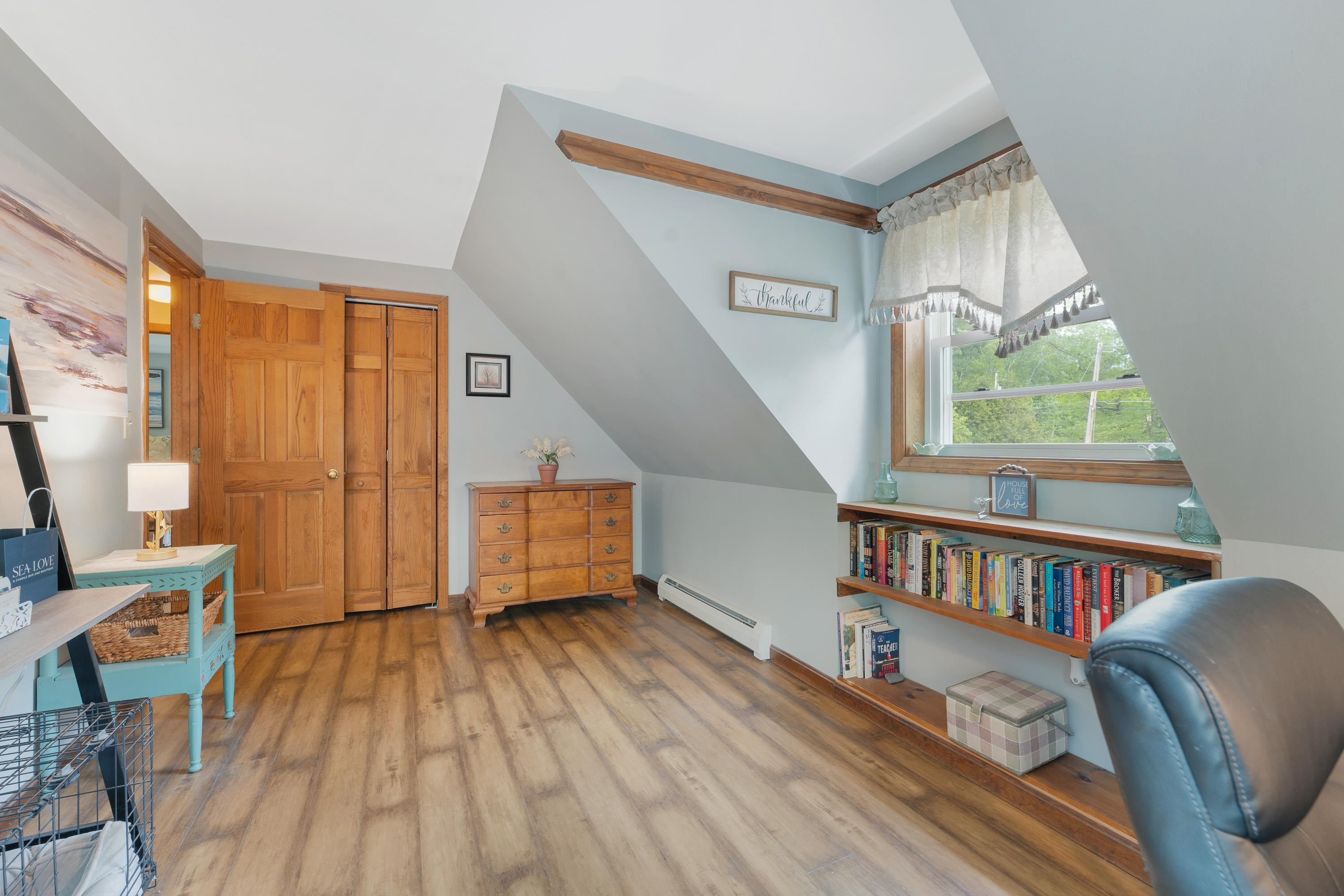 8 Locke Hill Lane