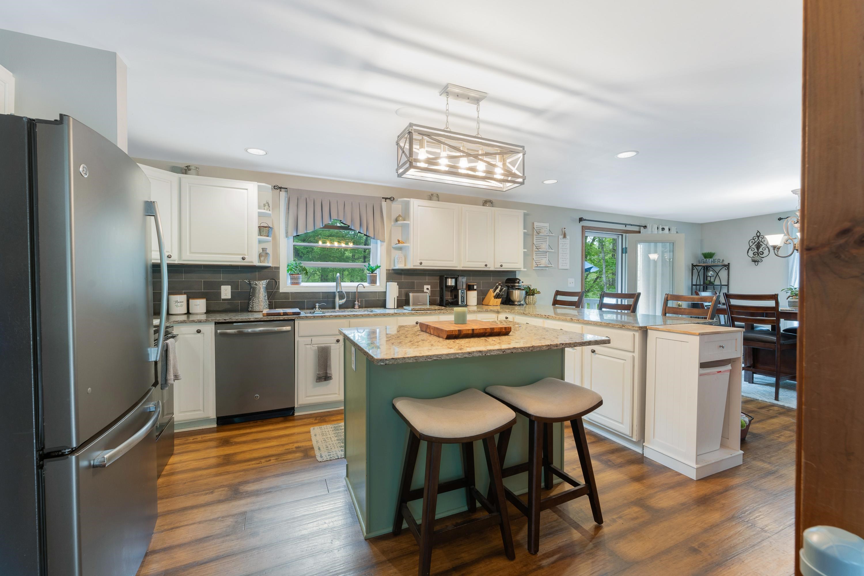 8 Locke Hill Lane