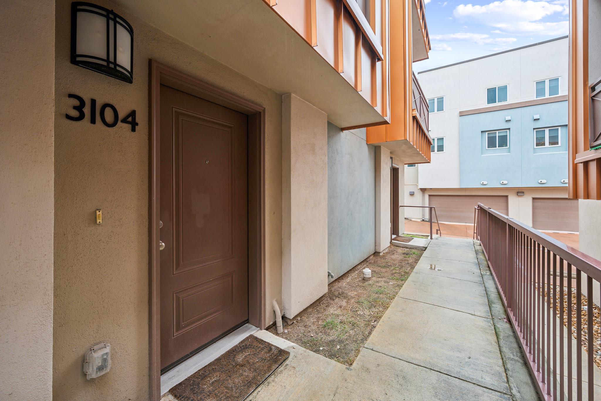 2827 Manor RD # 3104
