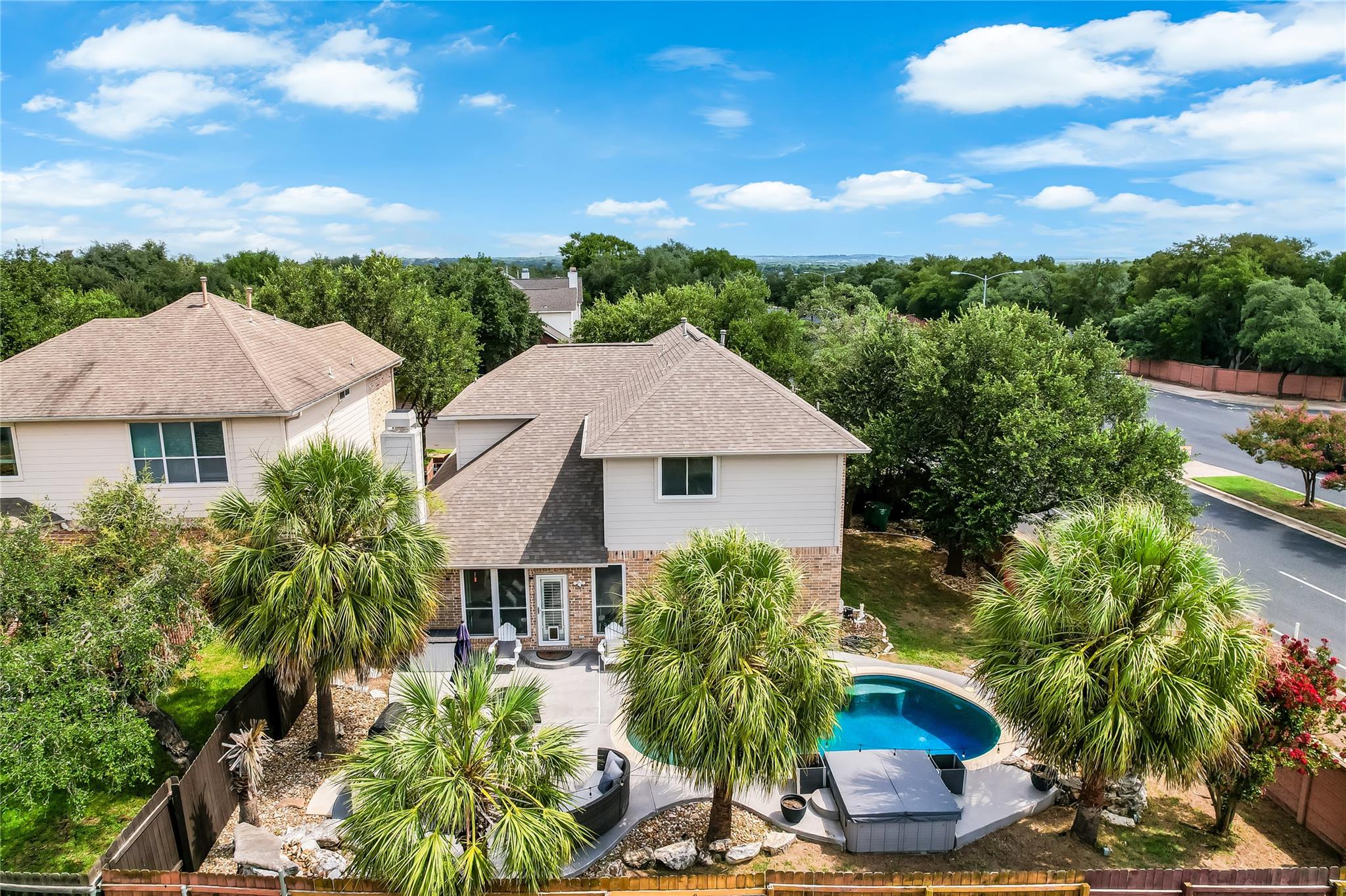 6101 Salcon Cliff DR