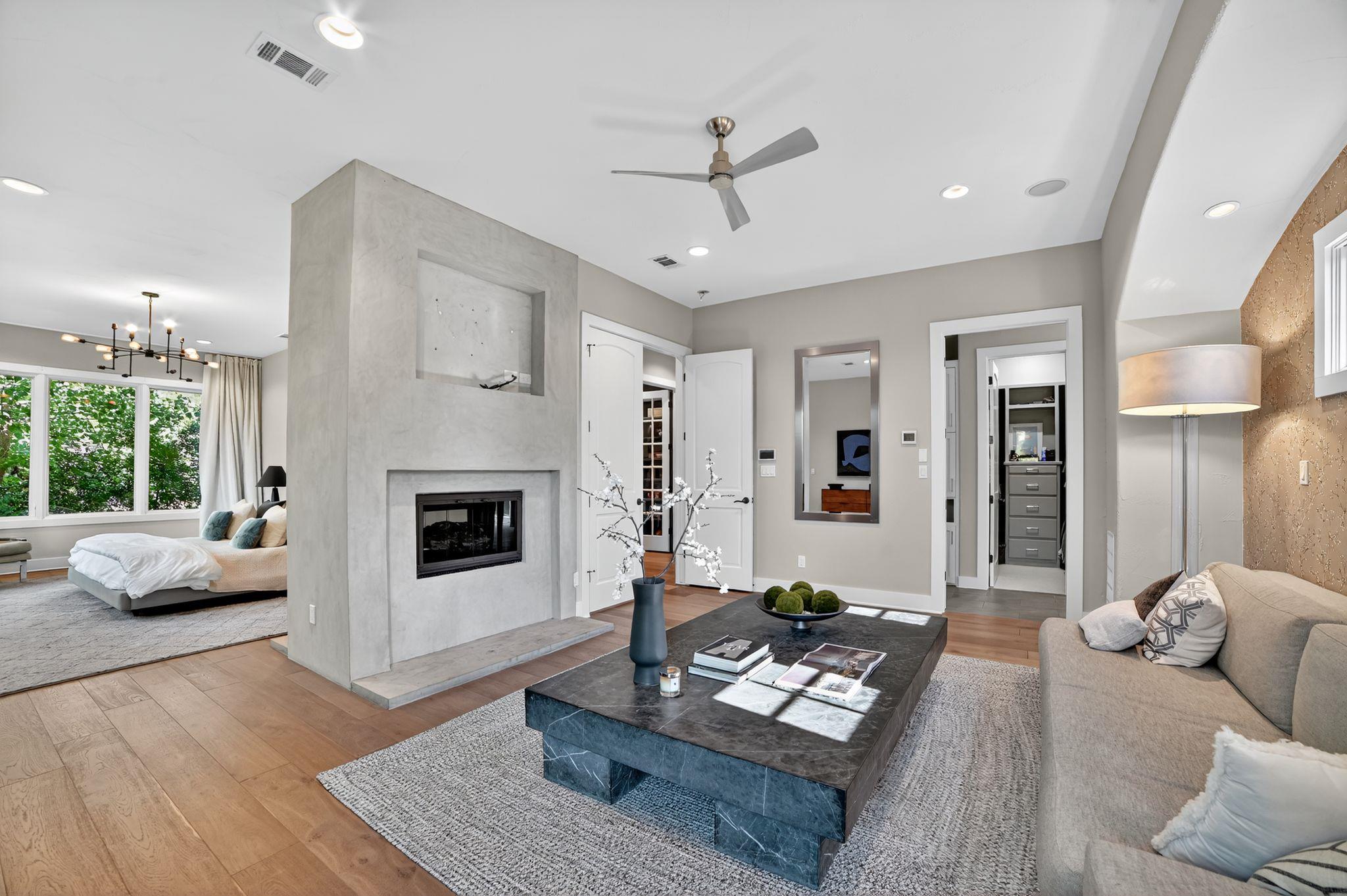 8700 Calera DR
