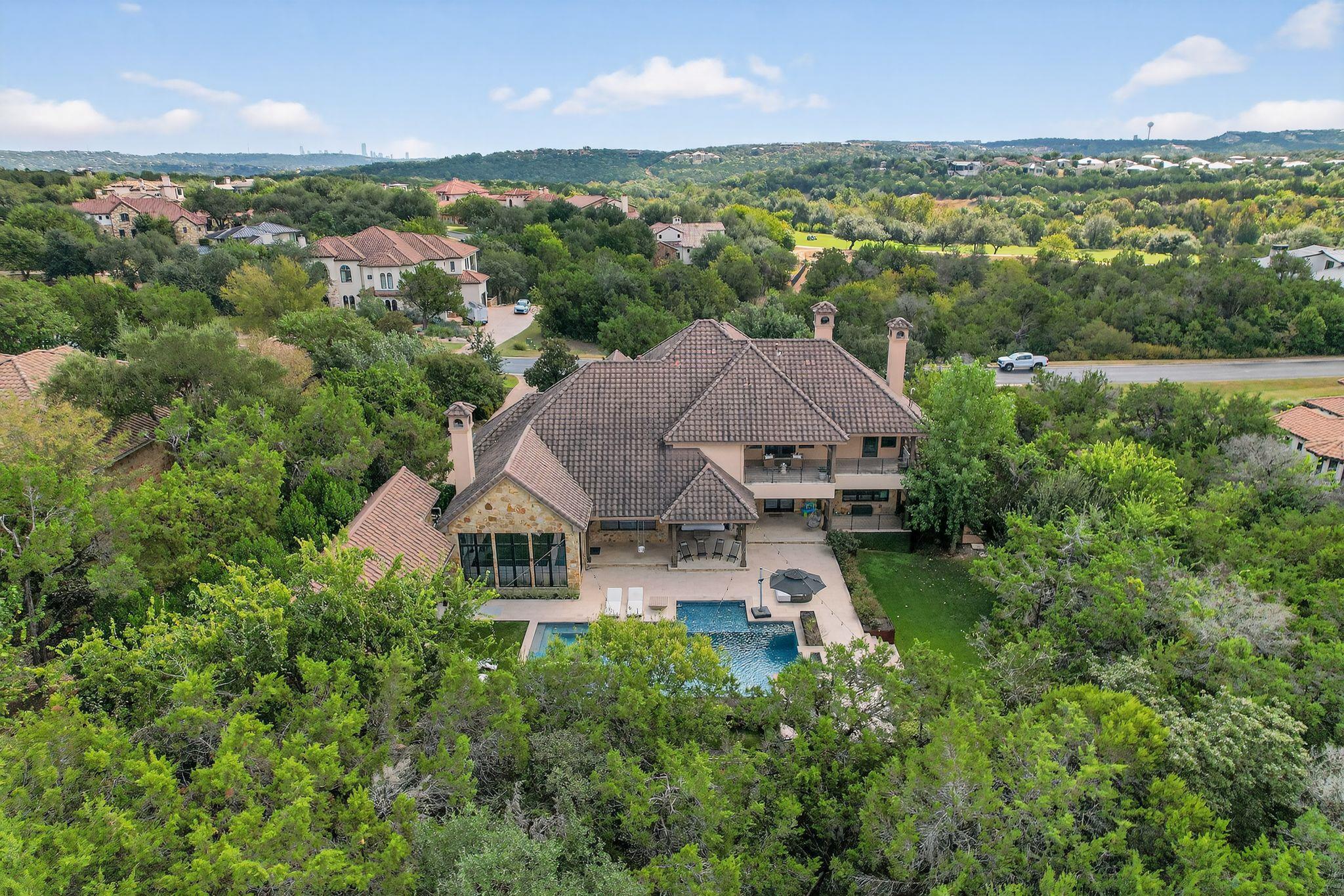 8700 Calera DR