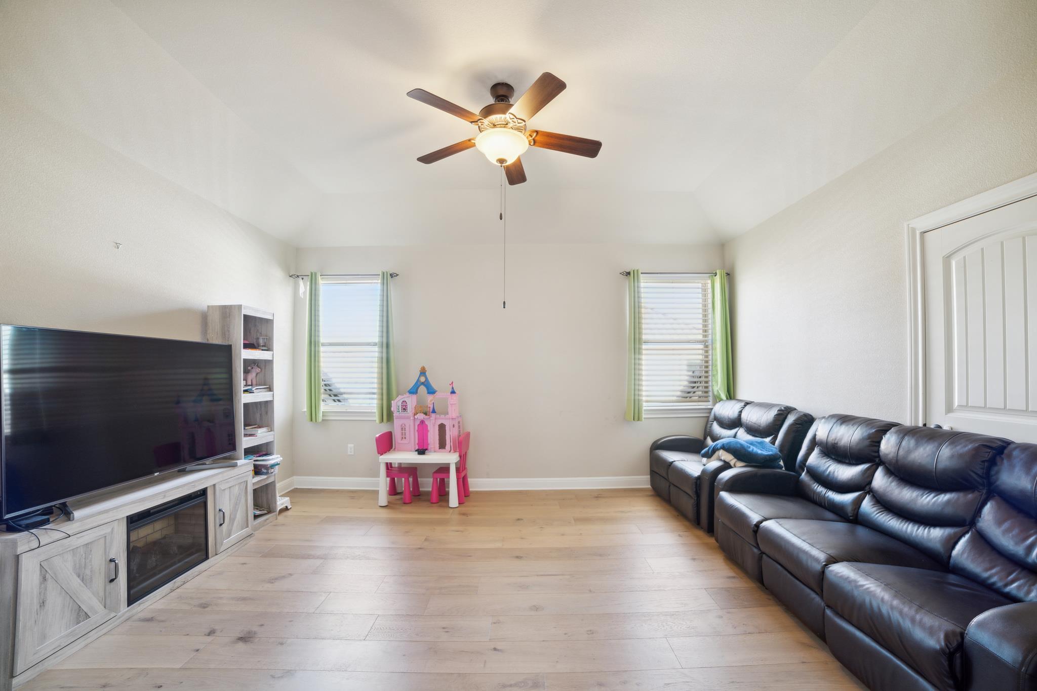 1701 Morning Moon CIR