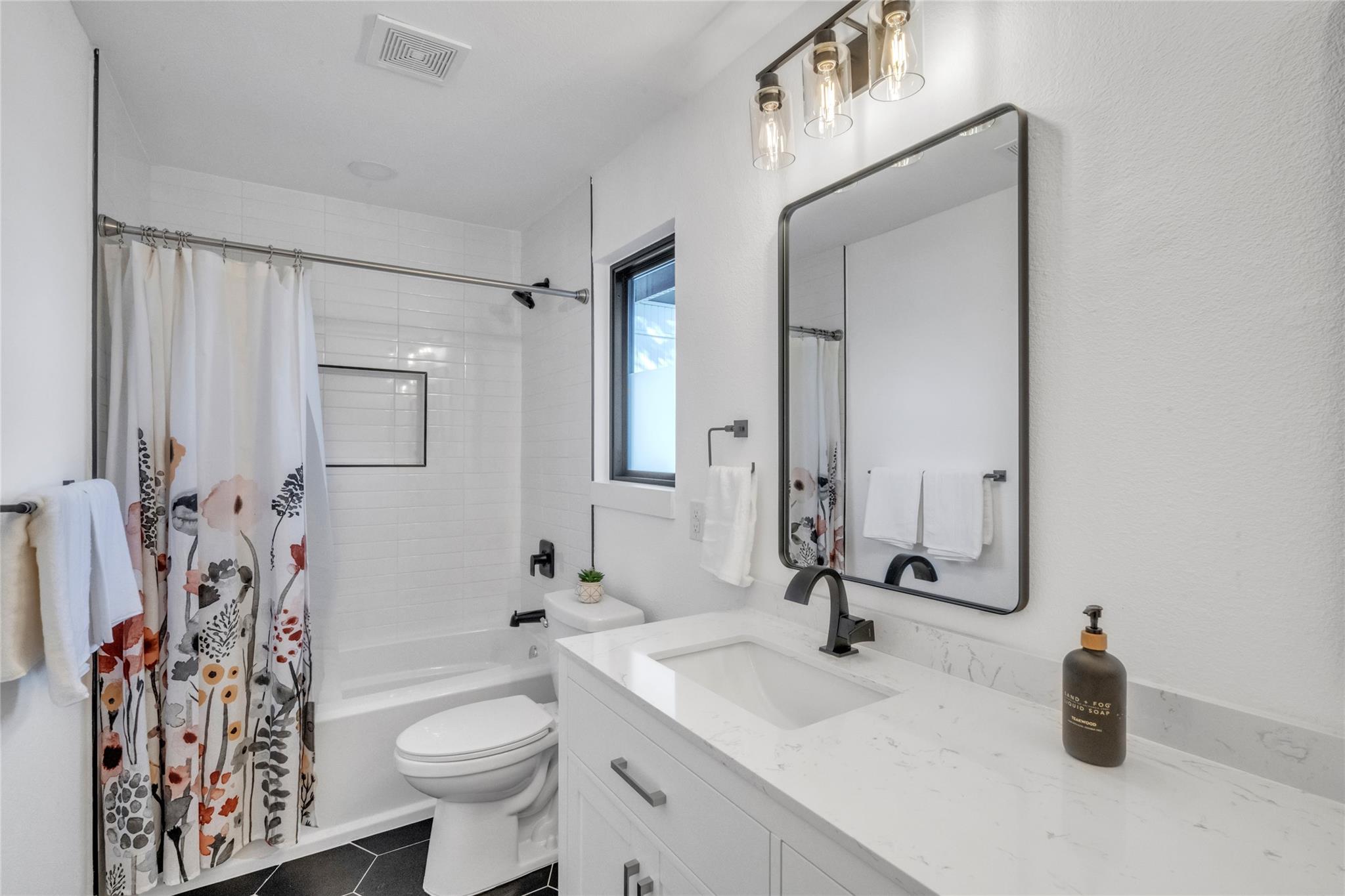 2100 Apricot Glen DR