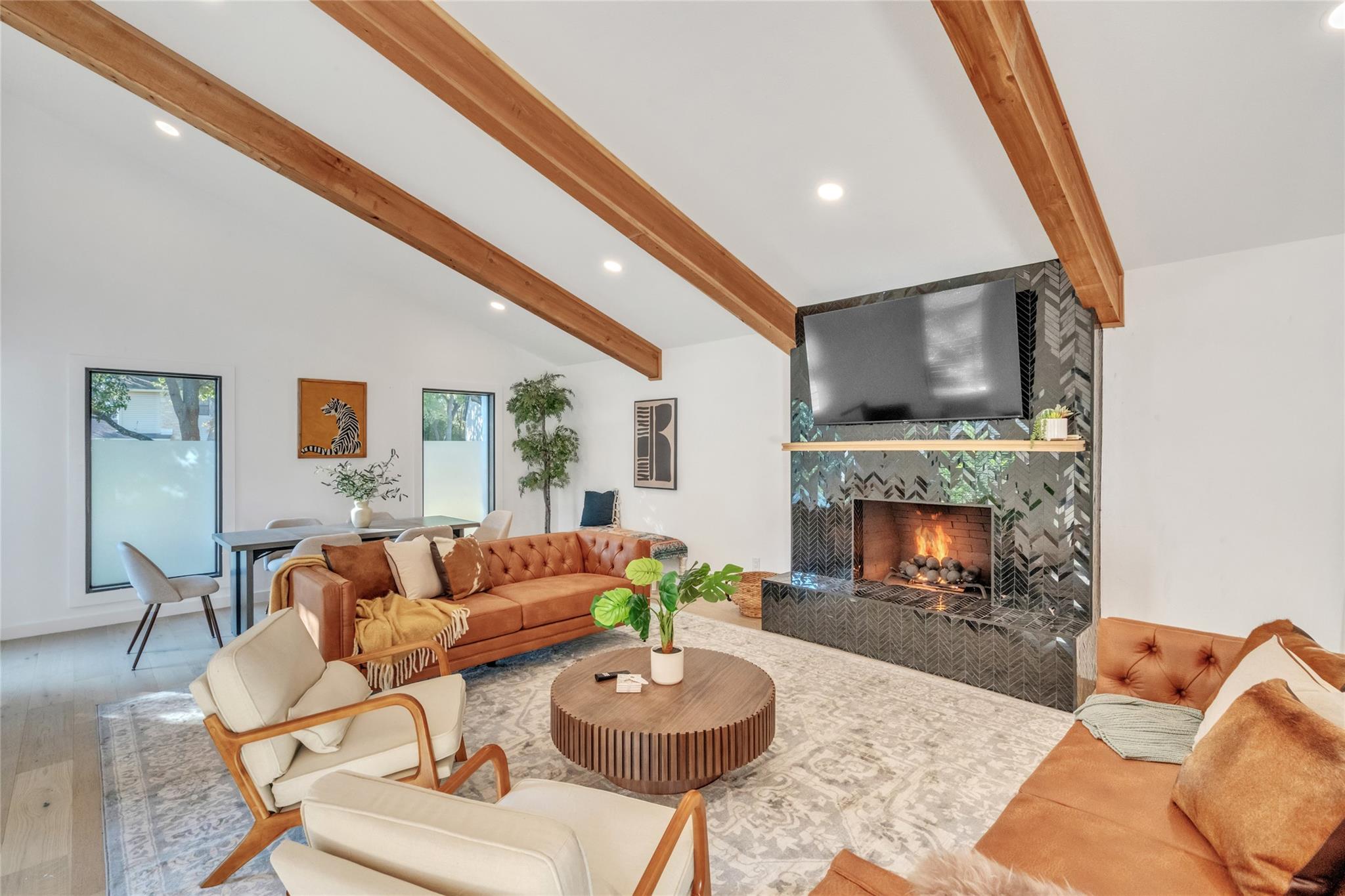 2100 Apricot Glen DR